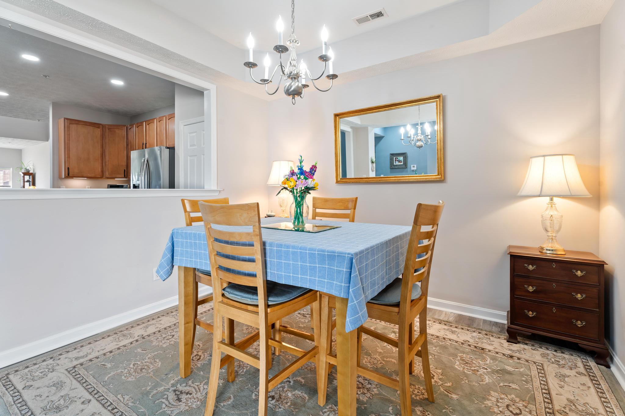 WOOD CREEK GOLF COMM - Residential