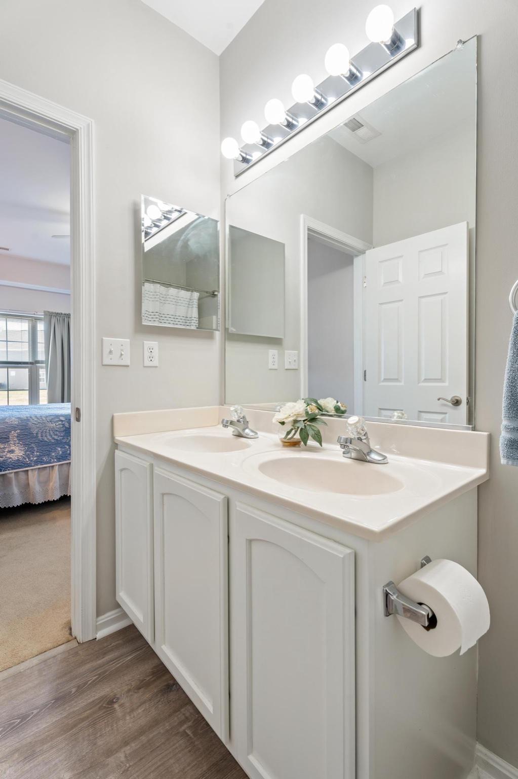 WOOD CREEK GOLF COMM - Residential