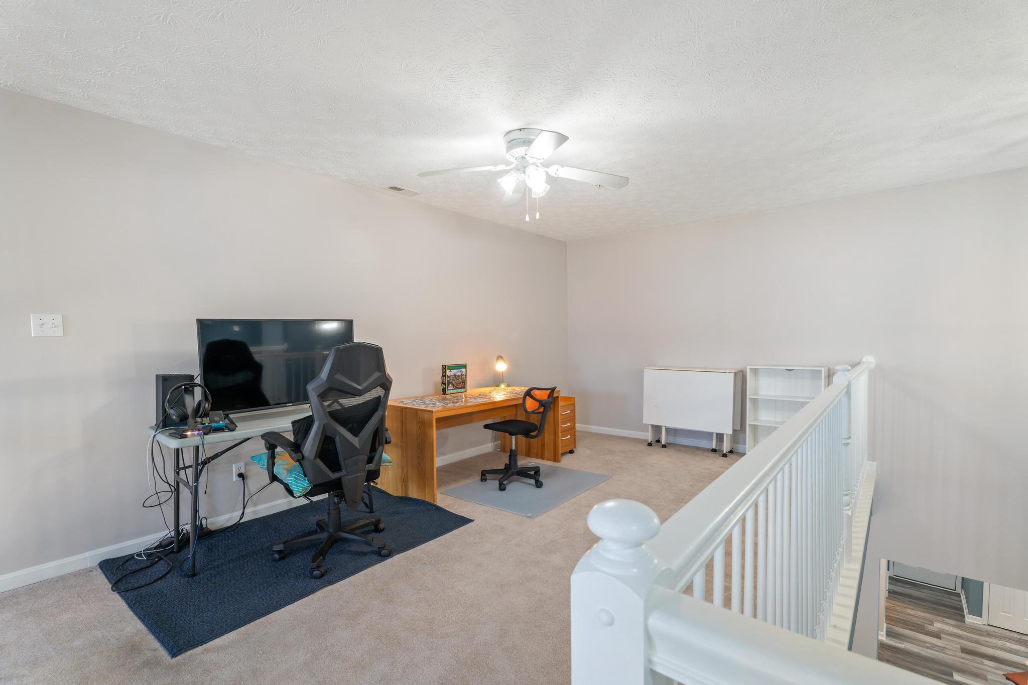 WOOD CREEK GOLF COMM - Residential