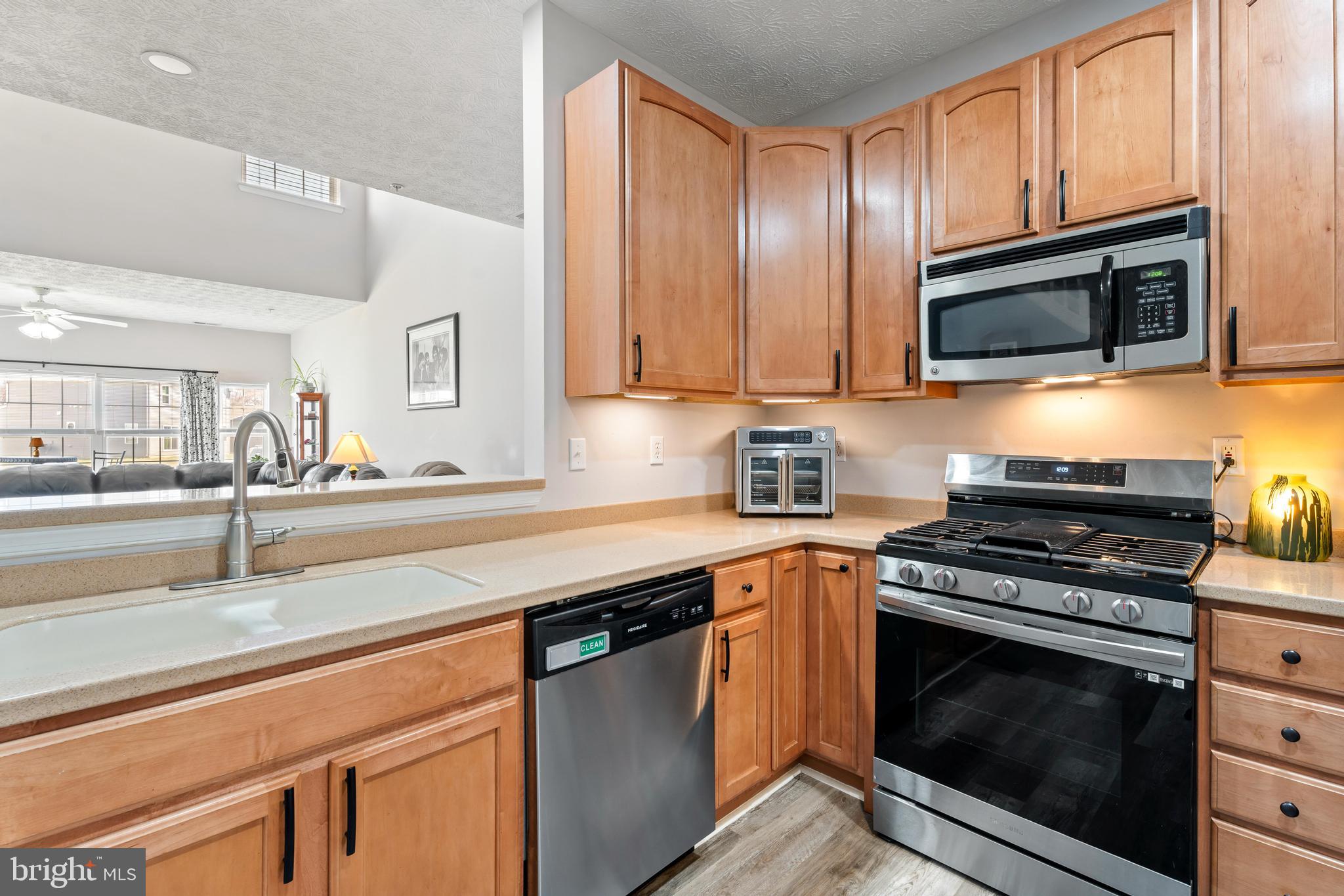 WOOD CREEK GOLF COMM - Residential