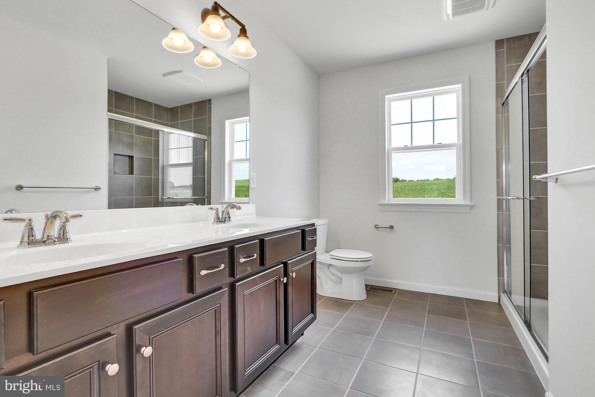 EAGLES VIEW - Residential