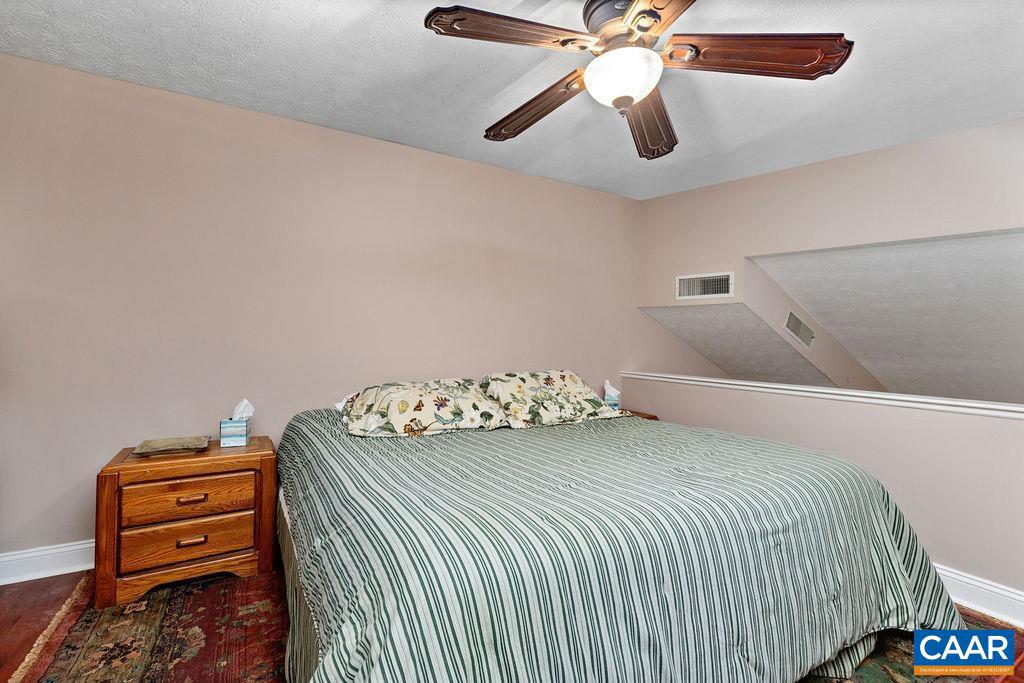 WINTERGREEN RESORT - Residential