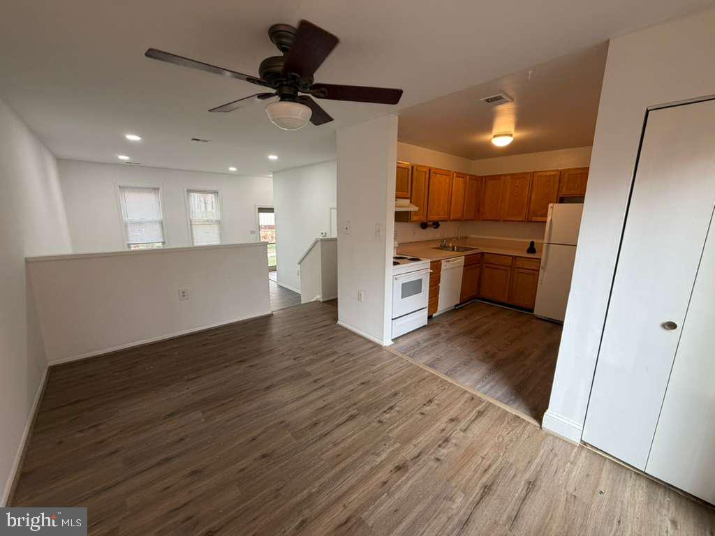 GREENFIELD FARM - Residential Lease