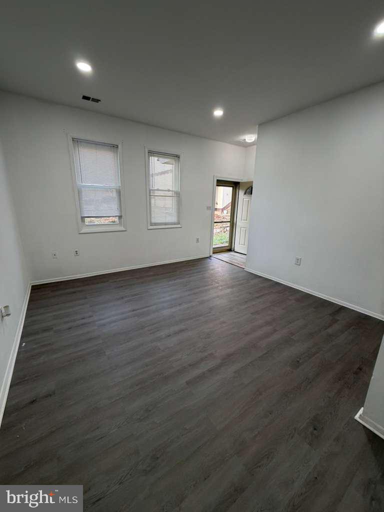 GREENFIELD FARM - Residential Lease