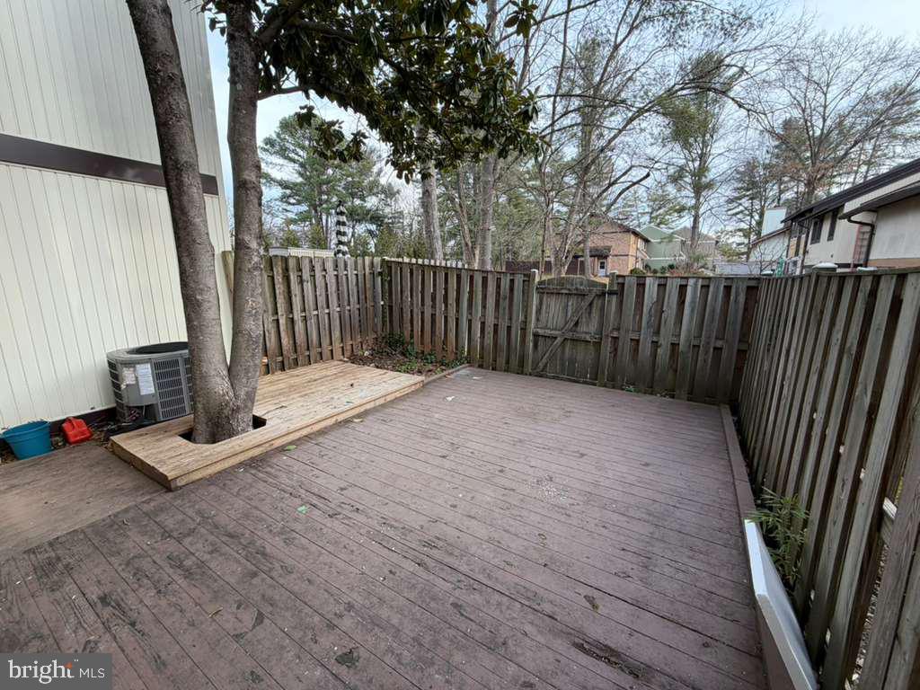 GREENFIELD FARM - Residential Lease