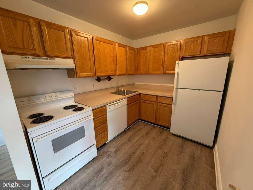 GREENFIELD FARM - Residential Lease