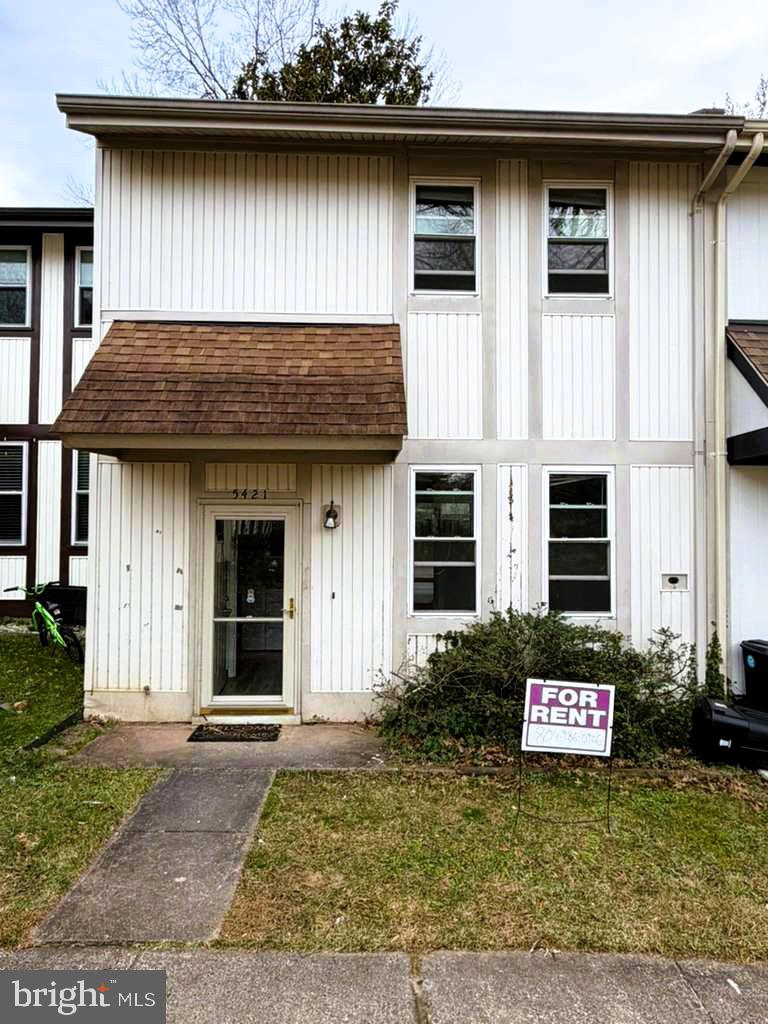 GREENFIELD FARM - Residential Lease