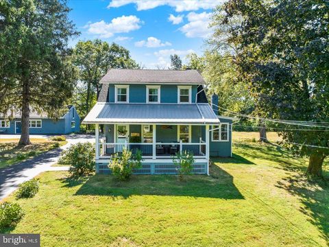 1940 RIDGE ROAD POTTSTOWN PA 19465