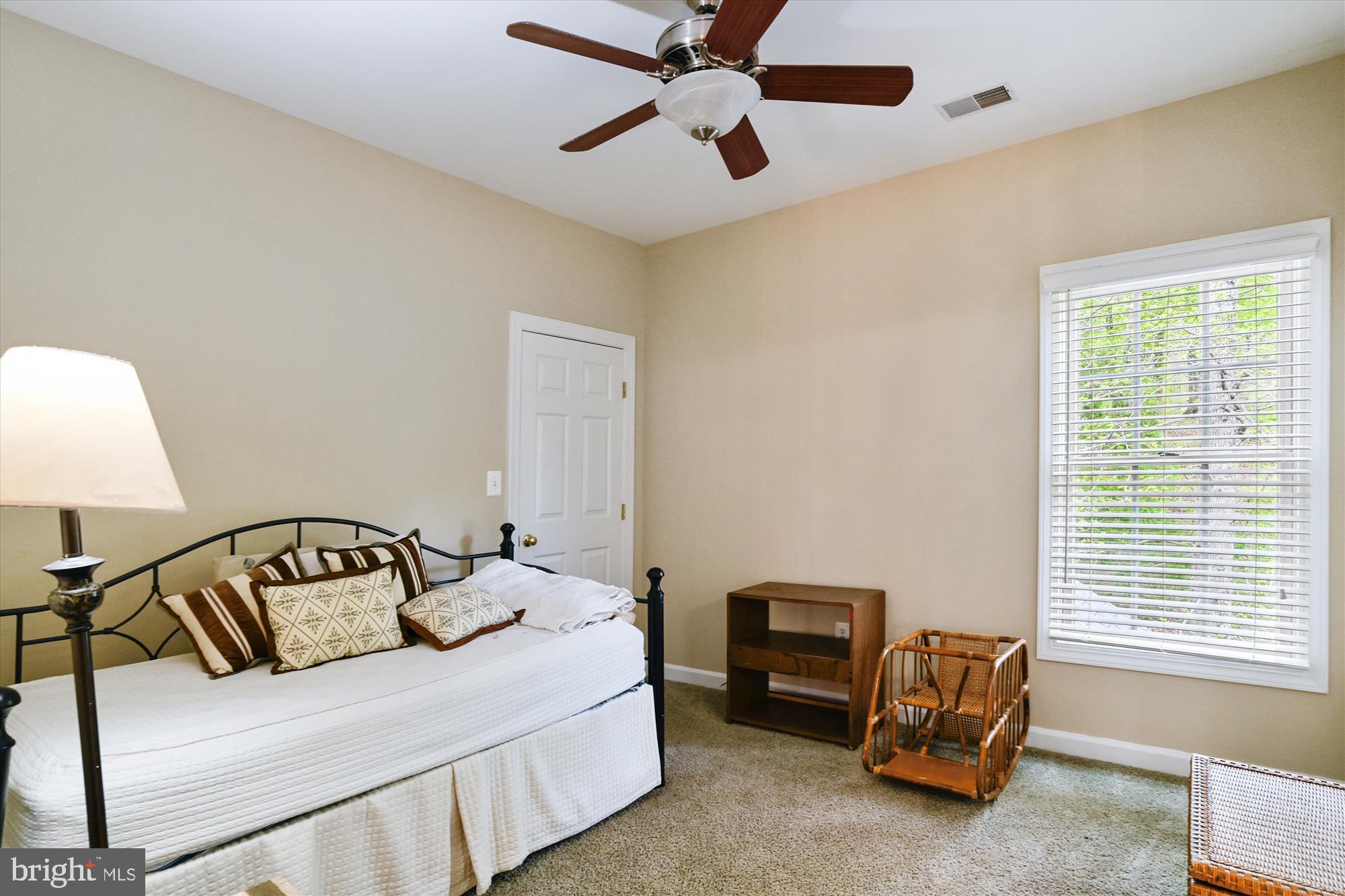 SOUTH RIVER COLONY - Residential