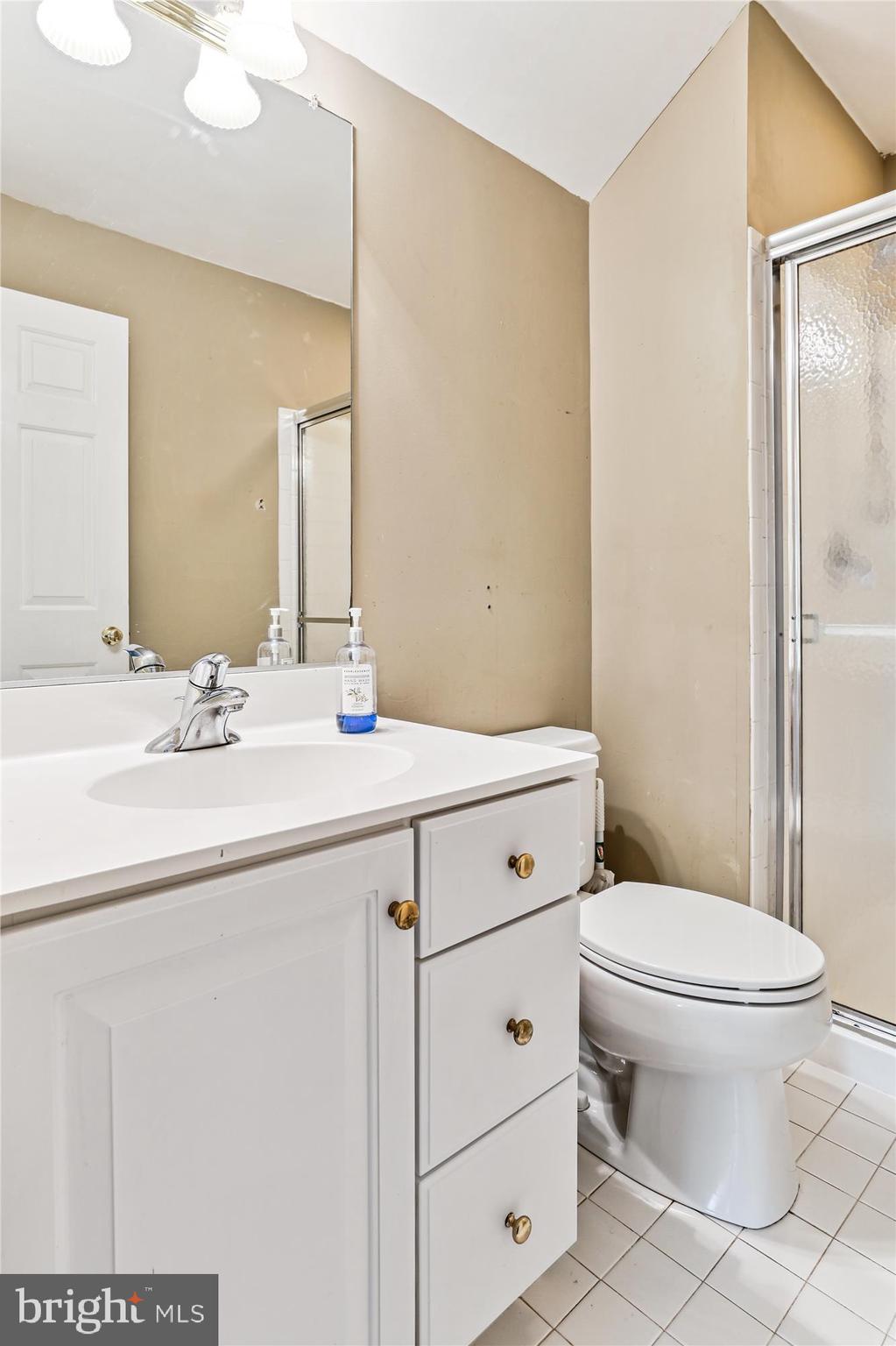 SOUTH RIVER COLONY - Residential