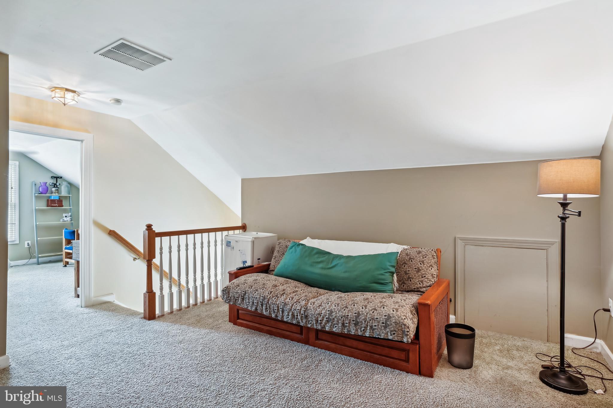 SOUTH RIVER COLONY - Residential