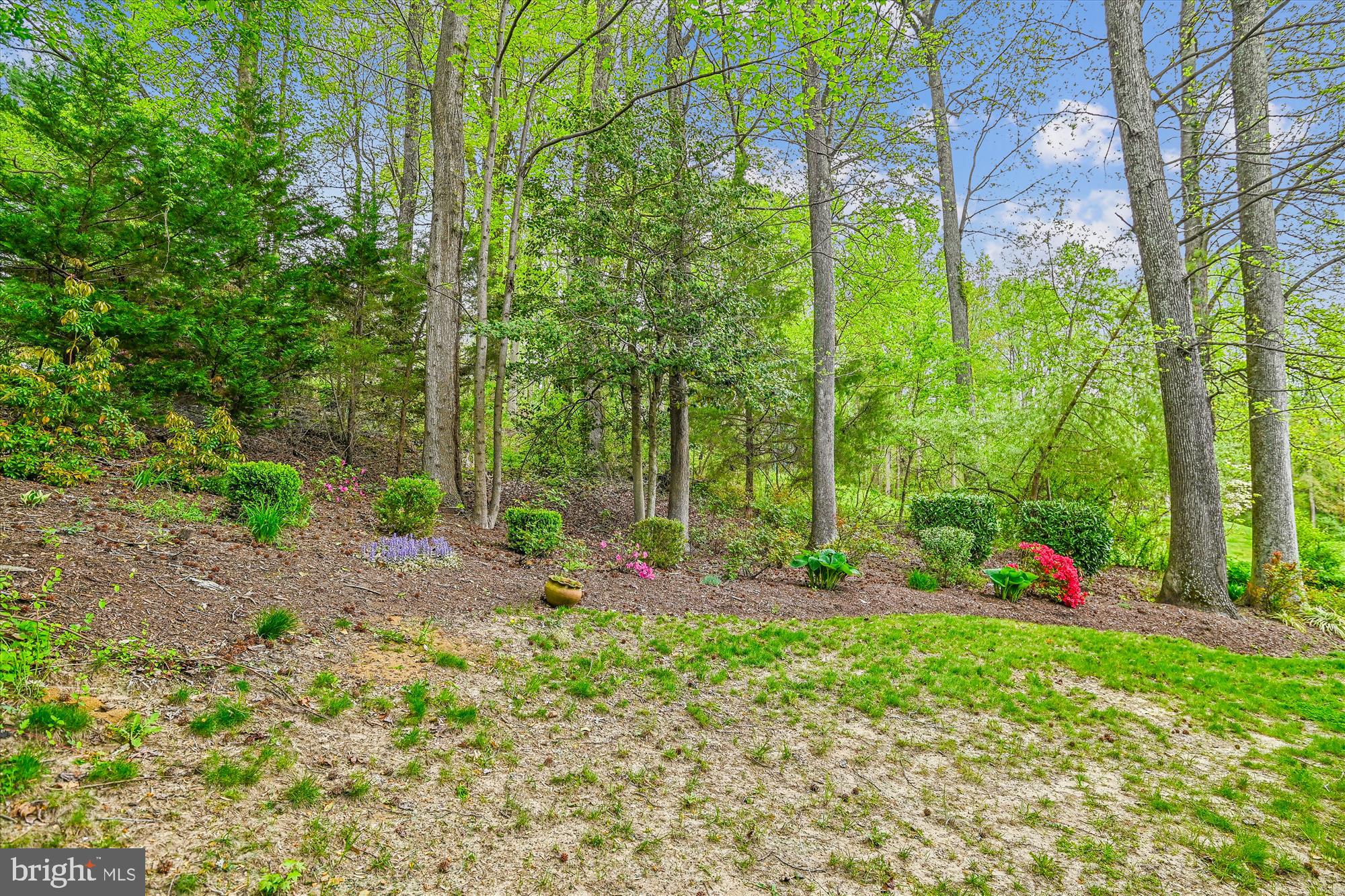 SOUTH RIVER COLONY - Residential