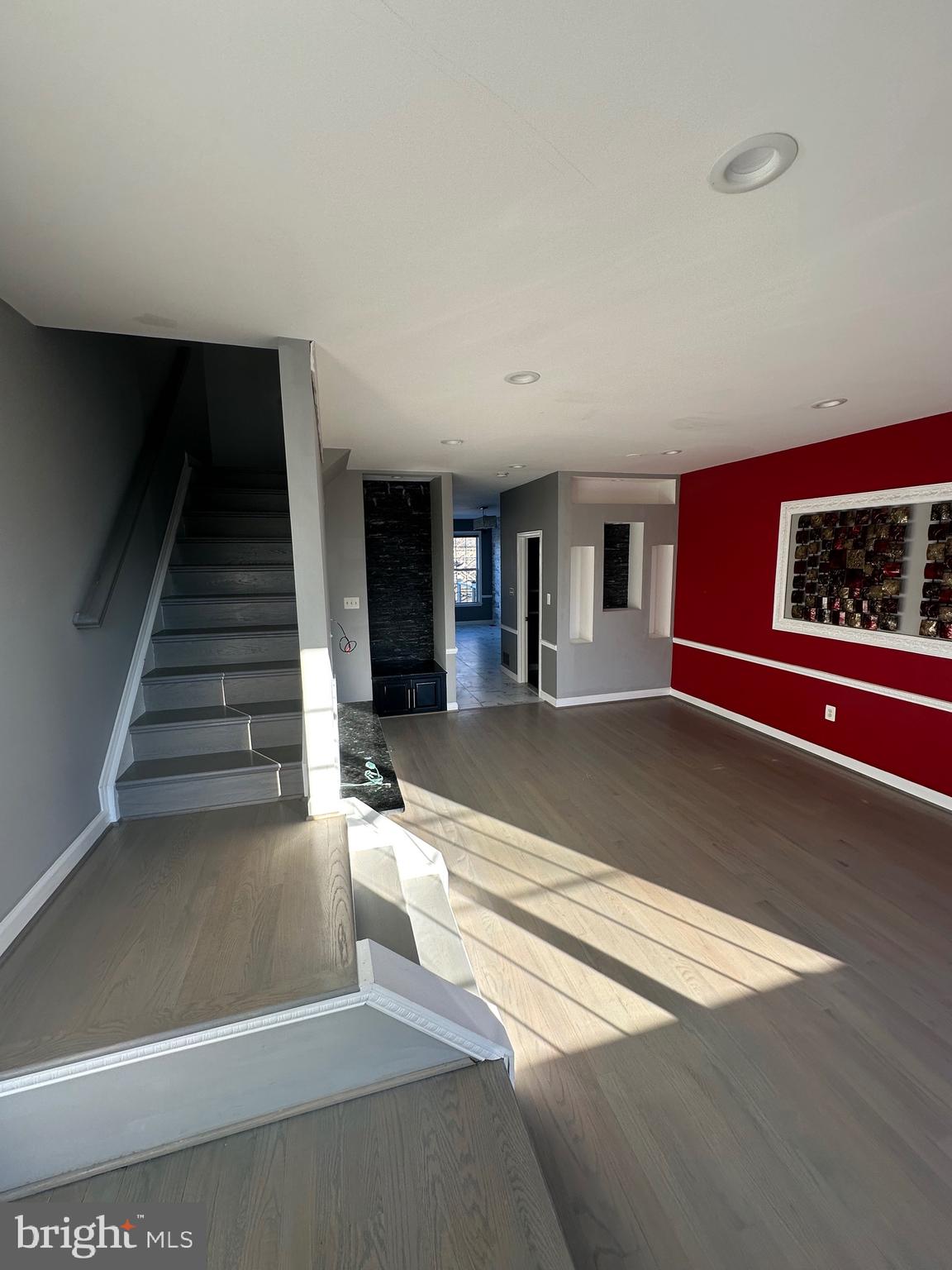 BRAMBLETON LANDBAY - Residential Lease