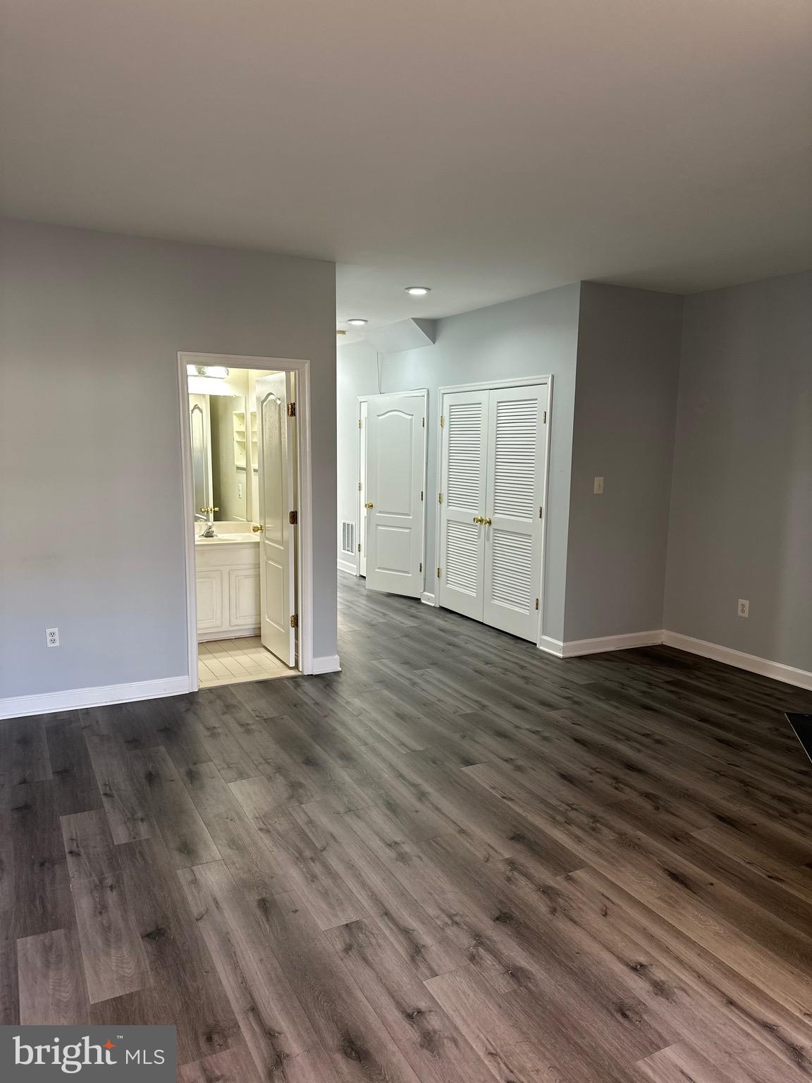 BRAMBLETON LANDBAY - Residential Lease