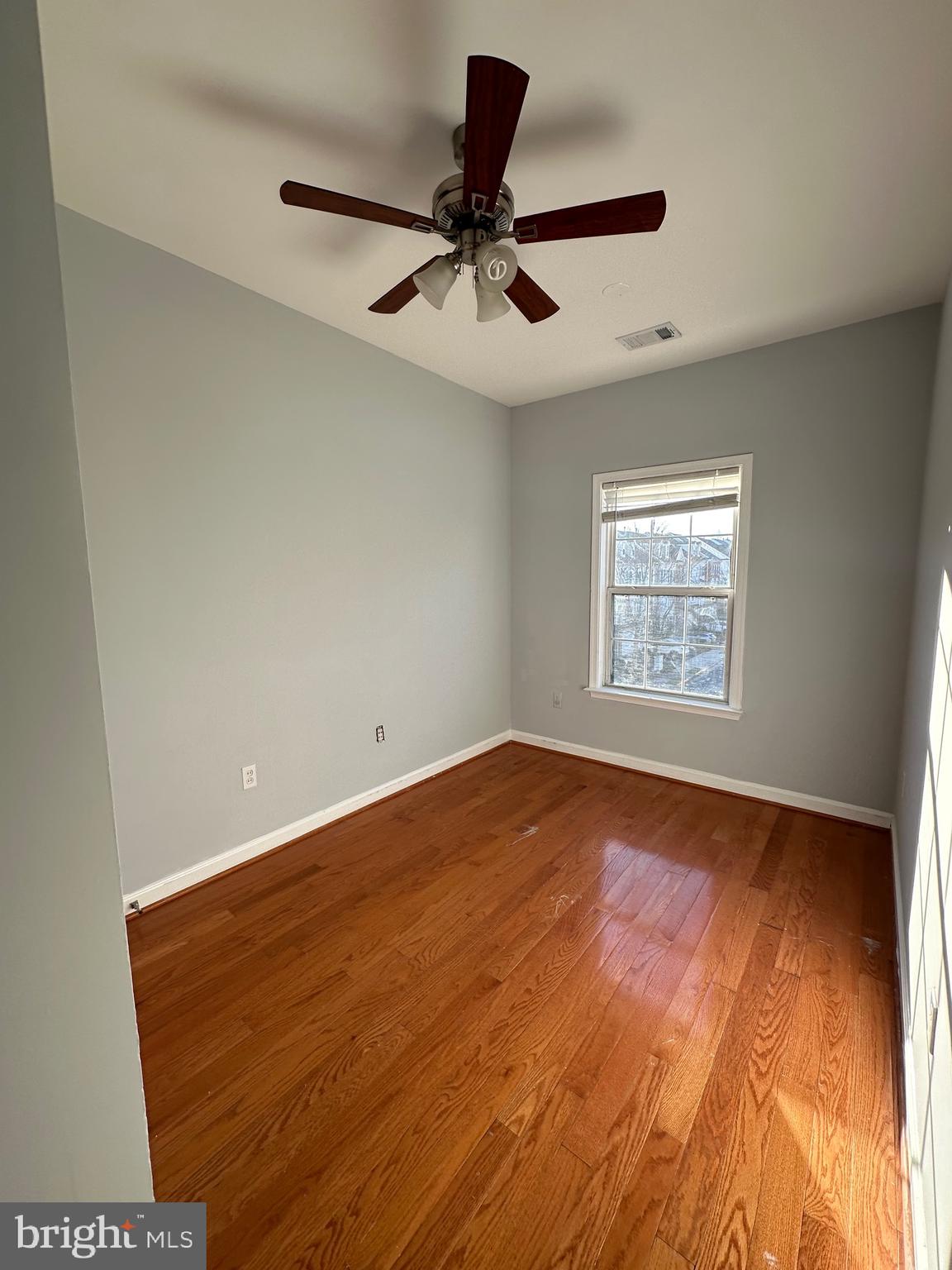 BRAMBLETON LANDBAY - Residential Lease