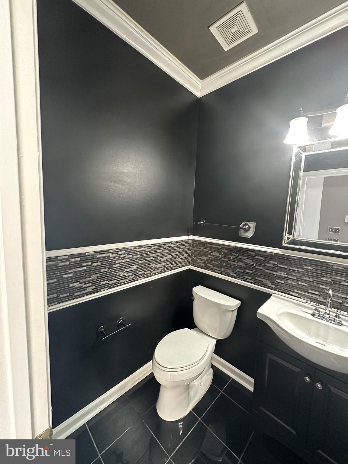 BRAMBLETON LANDBAY - Residential Lease