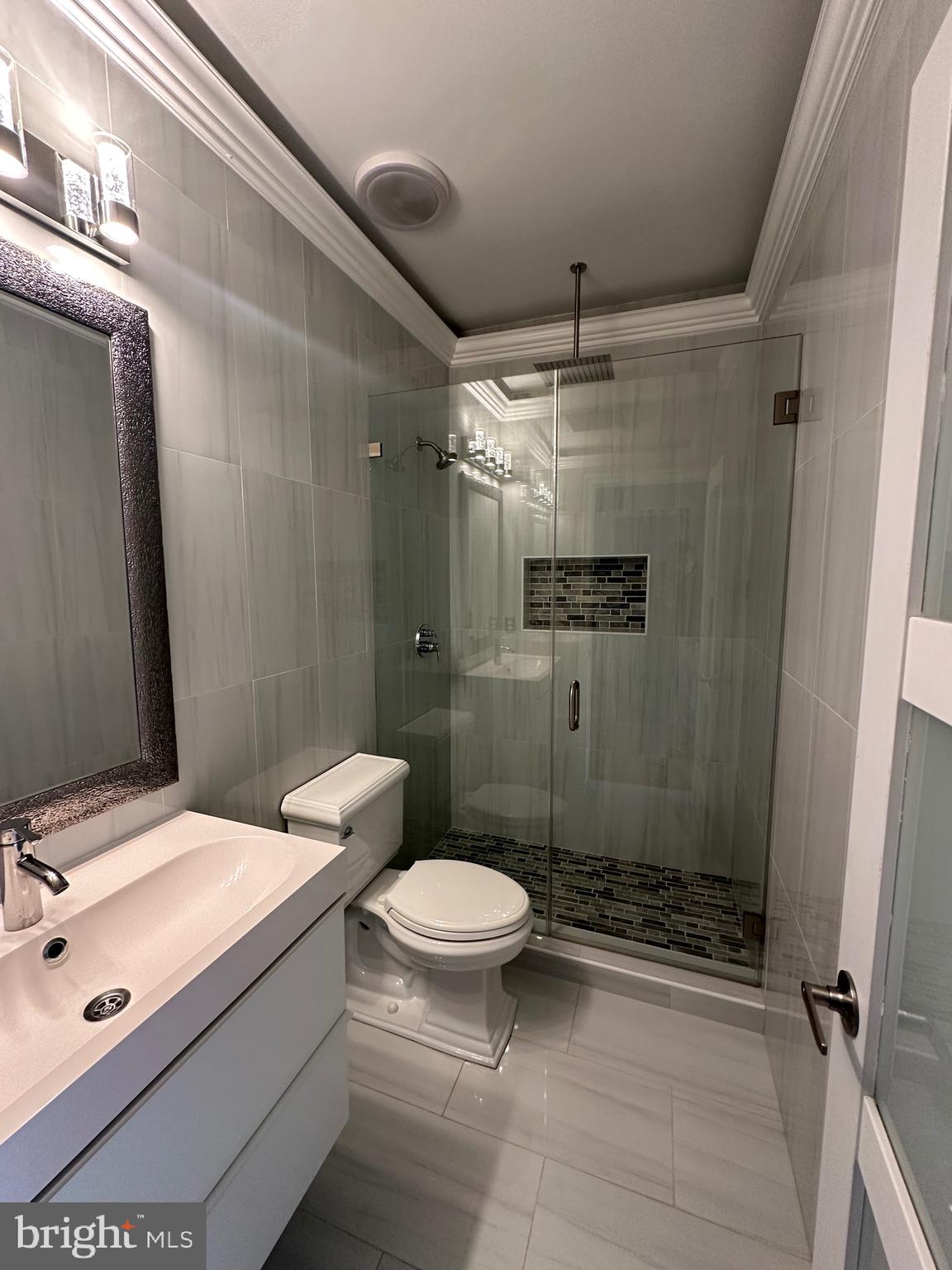 BRAMBLETON LANDBAY - Residential Lease