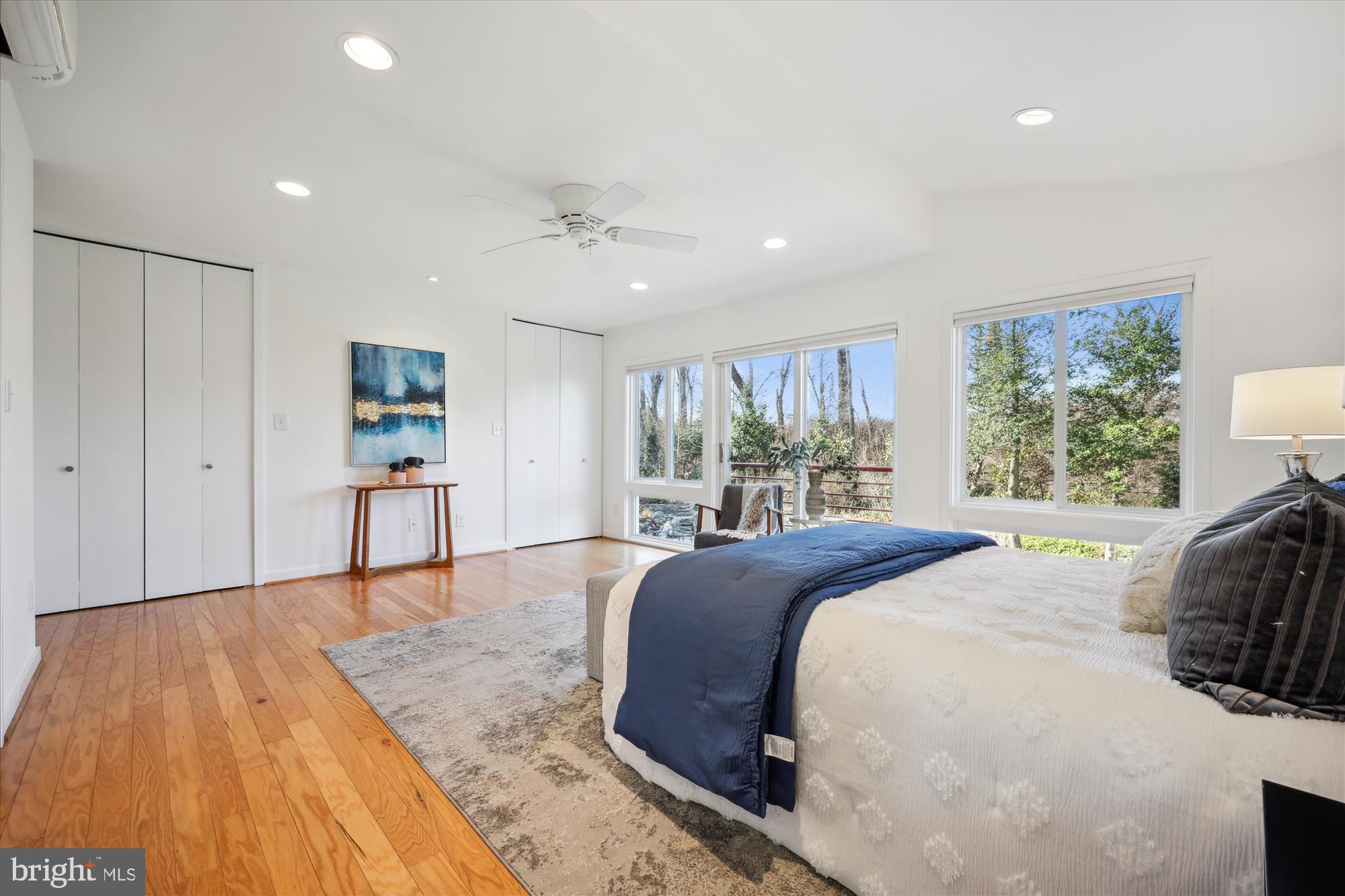 CARDEROCK SPRINGS - Residential