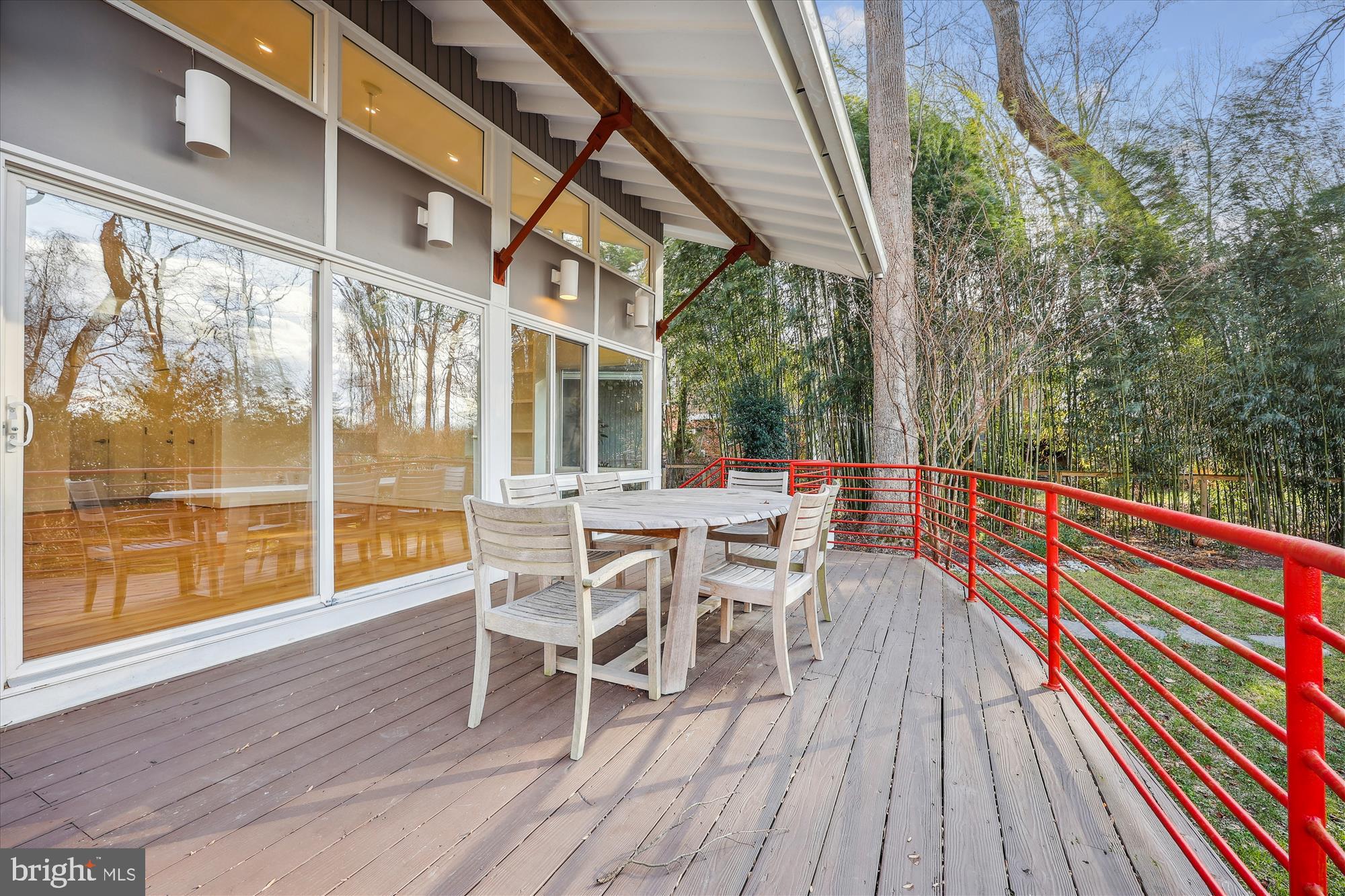 CARDEROCK SPRINGS - Residential