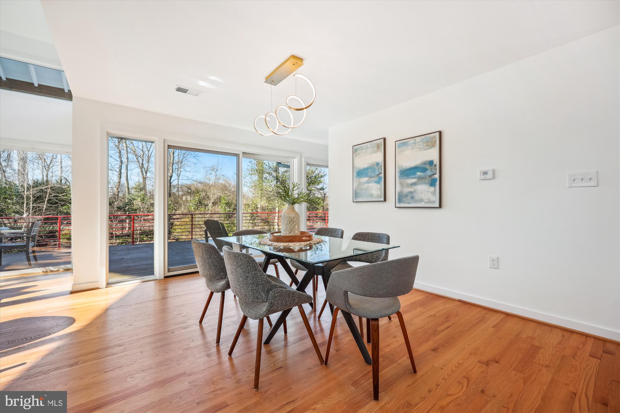 CARDEROCK SPRINGS - Residential