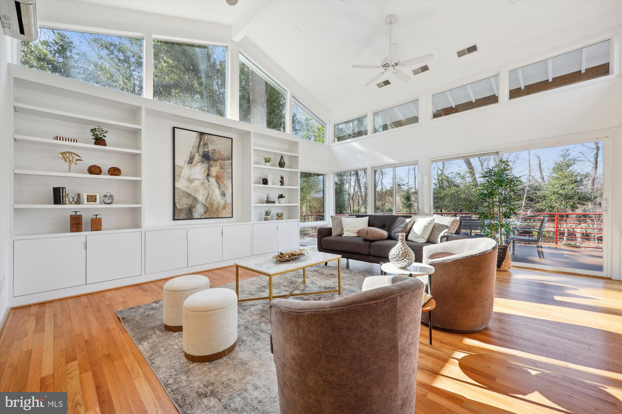 CARDEROCK SPRINGS - Residential