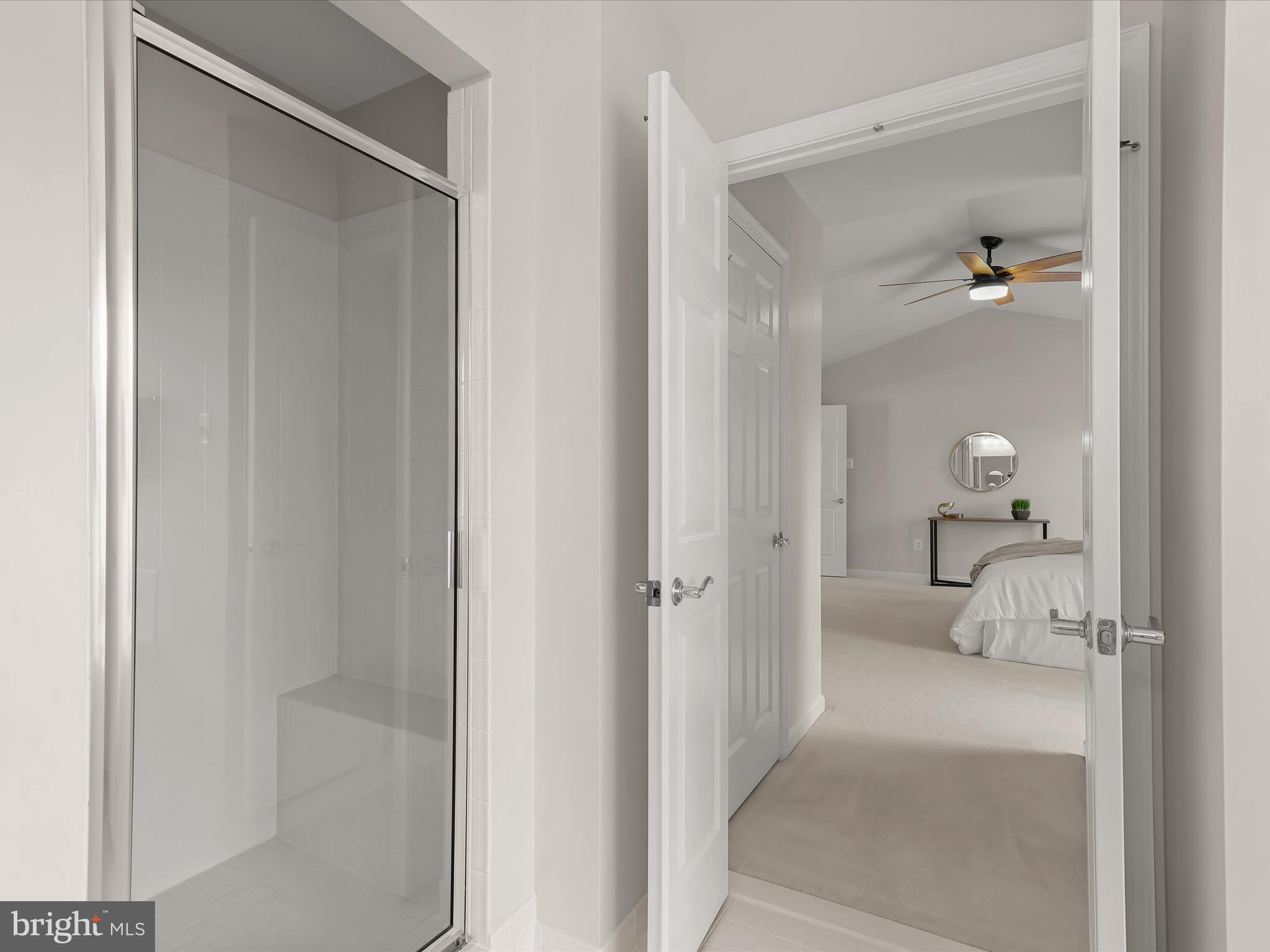 RIVER HILL - Residential