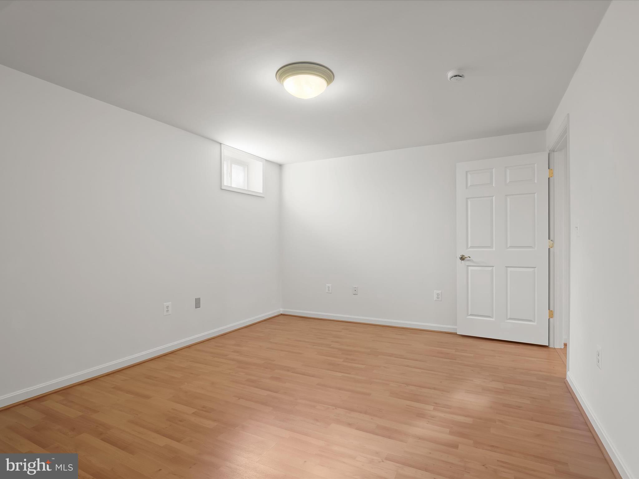 RIVER HILL - Residential