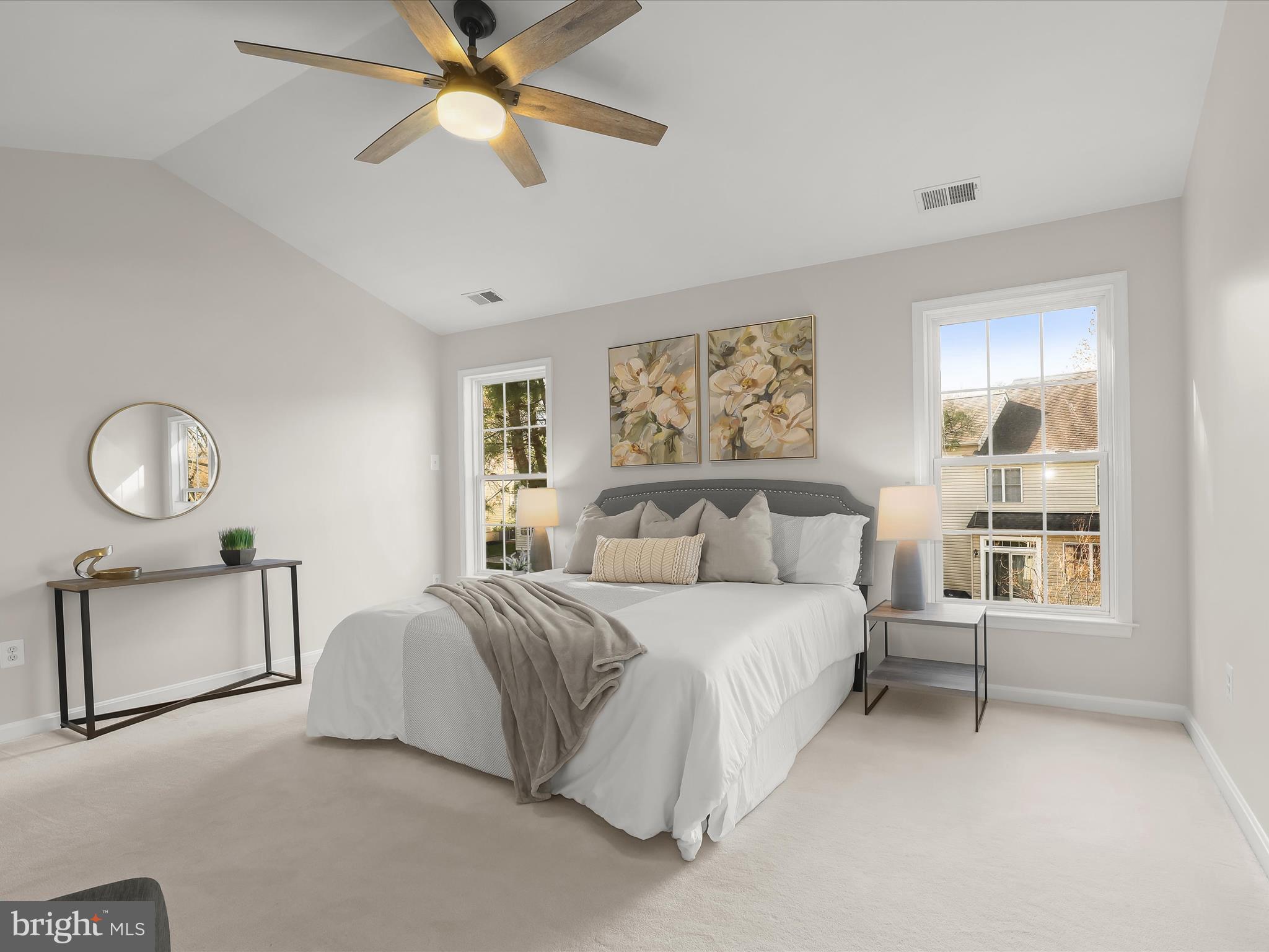 RIVER HILL - Residential