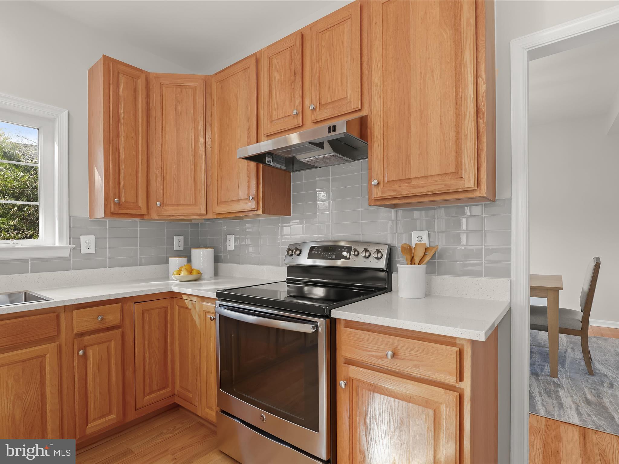 RIVER HILL - Residential