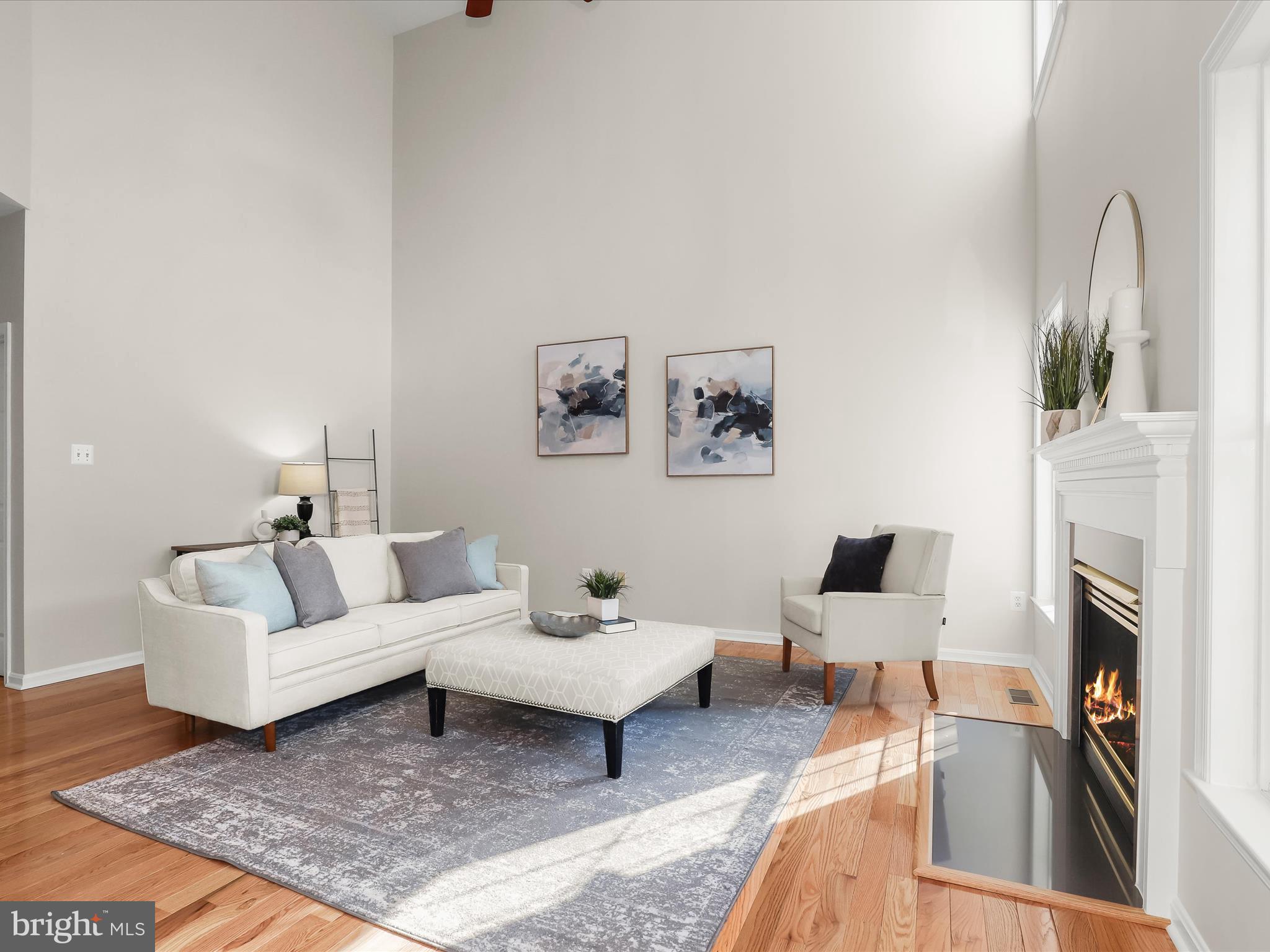 RIVER HILL - Residential