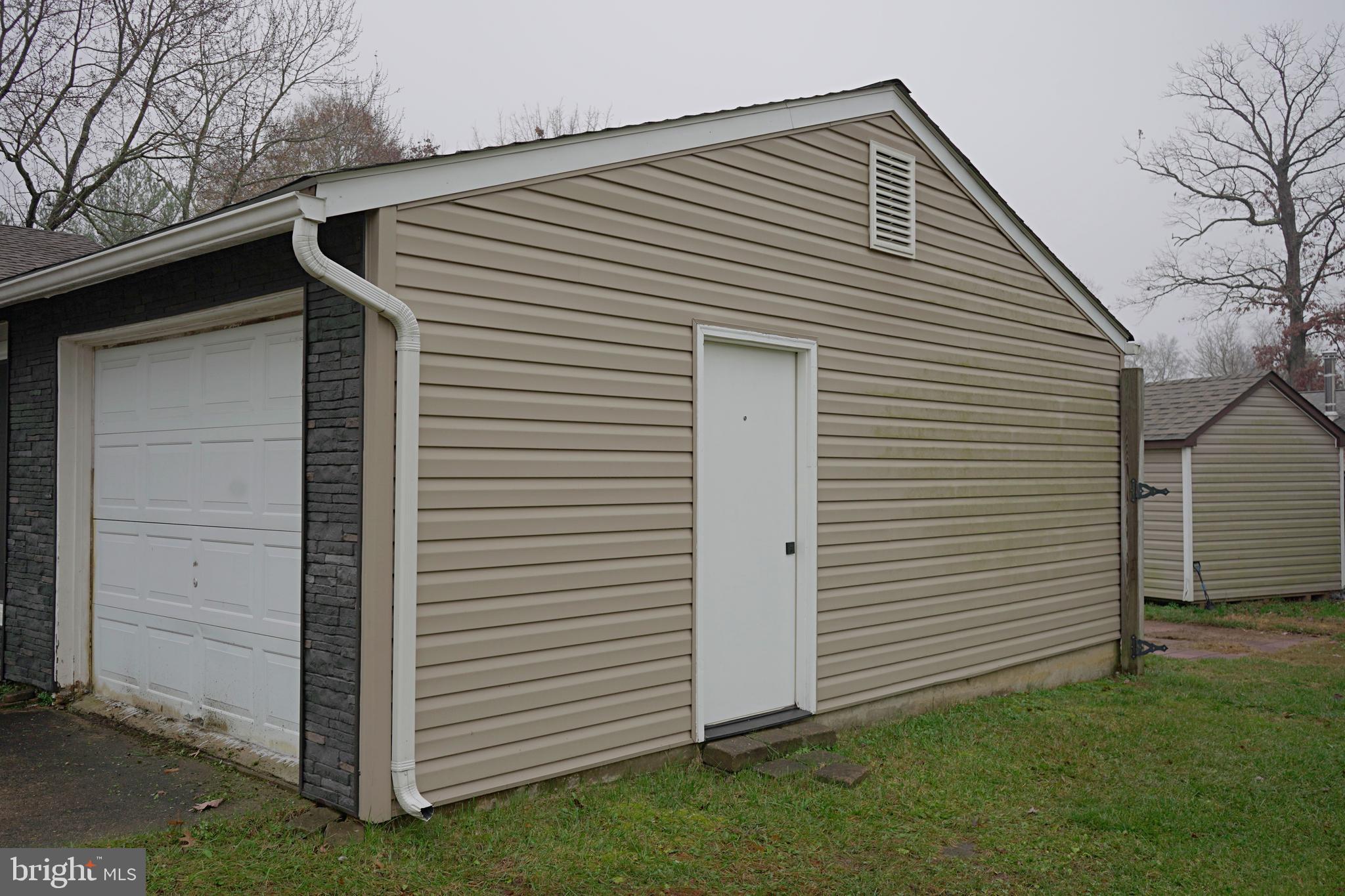 WAKEFIELD - Residential