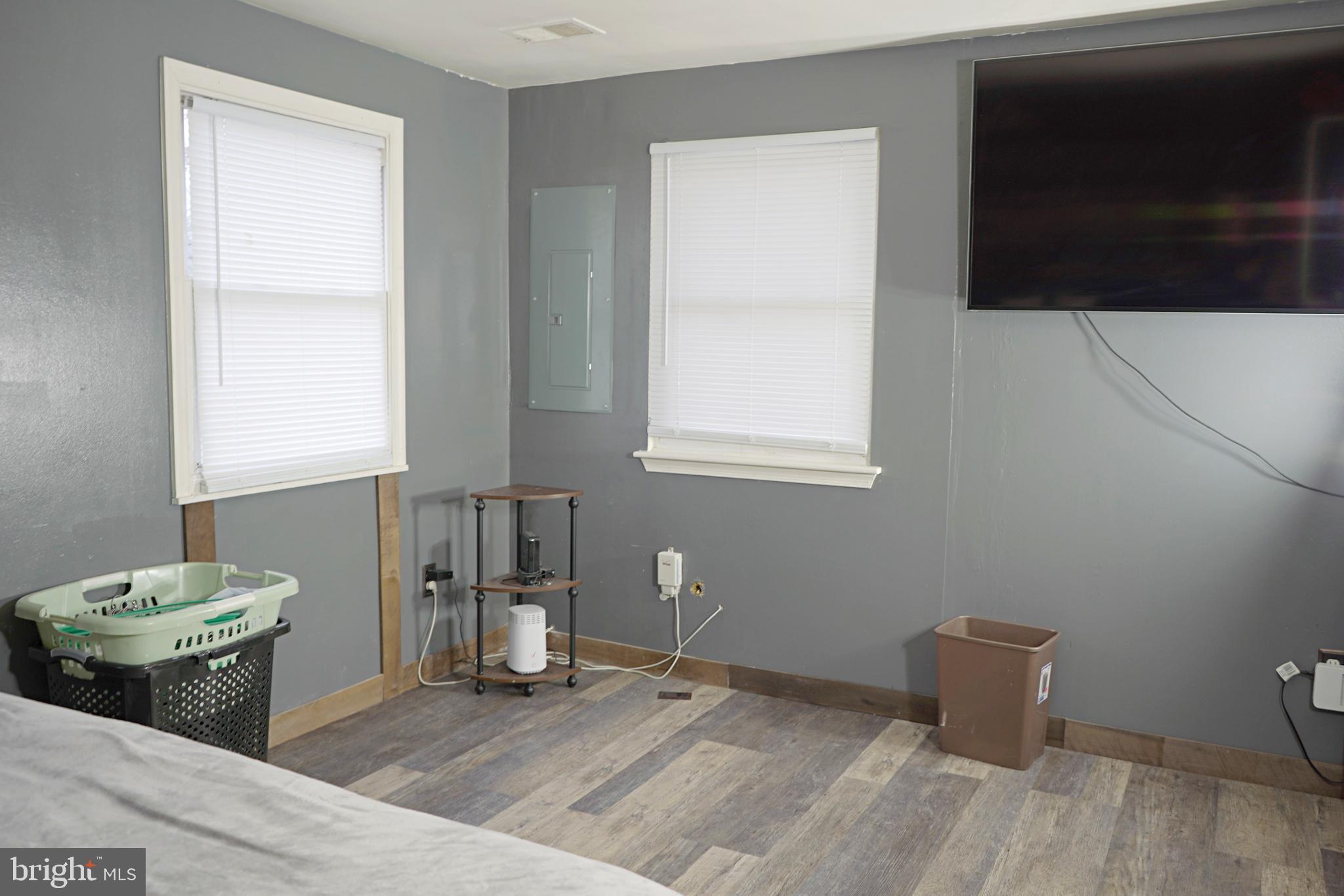 WAKEFIELD - Residential