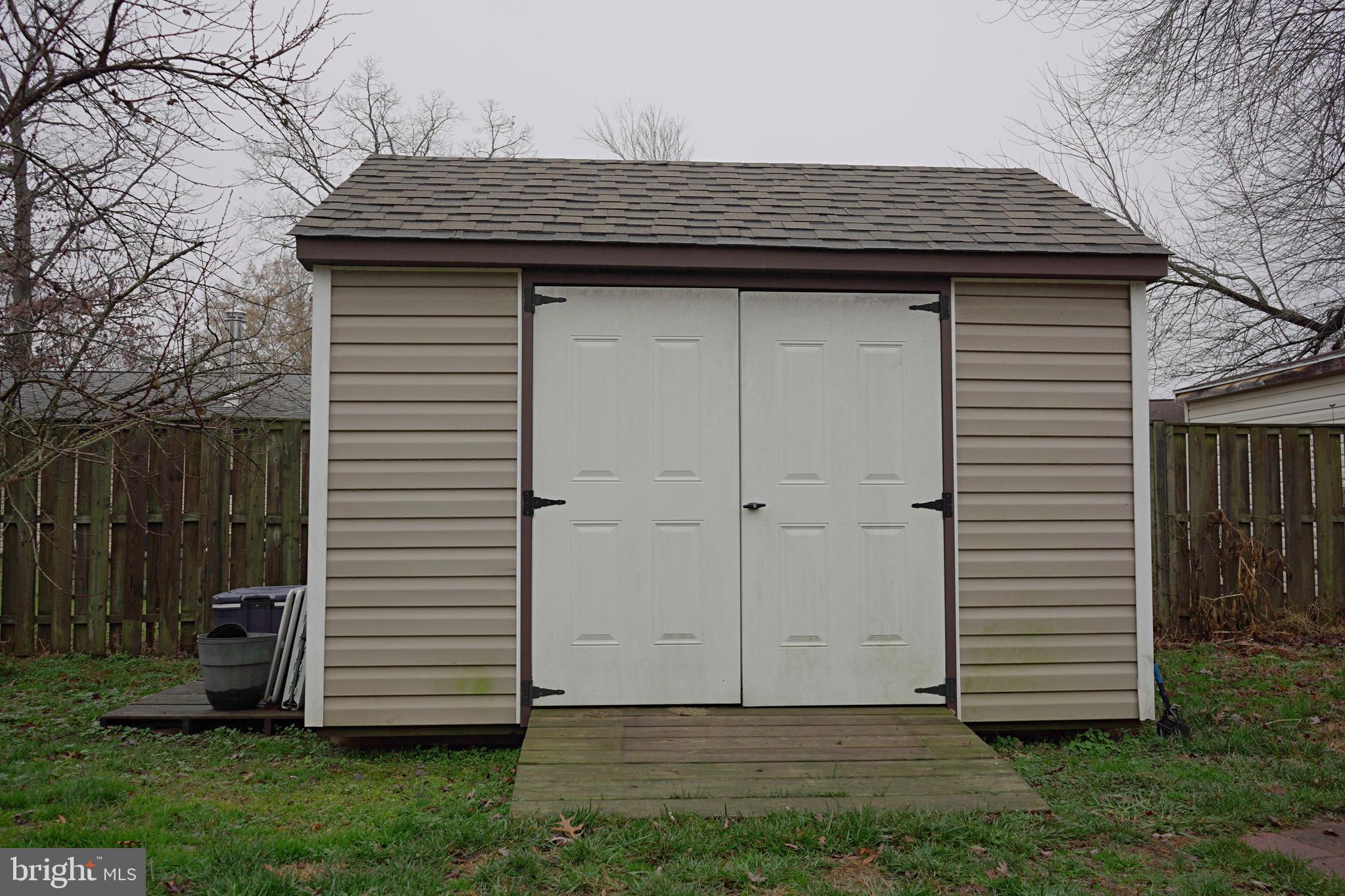 WAKEFIELD - Residential