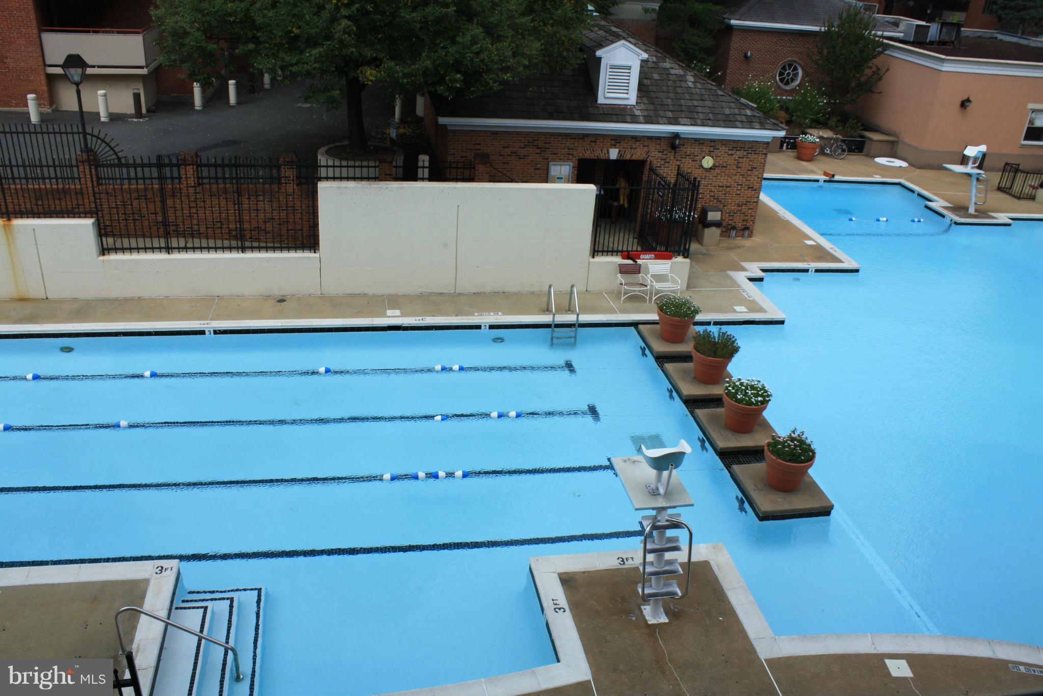 RIVER PLACE - Residential Lease