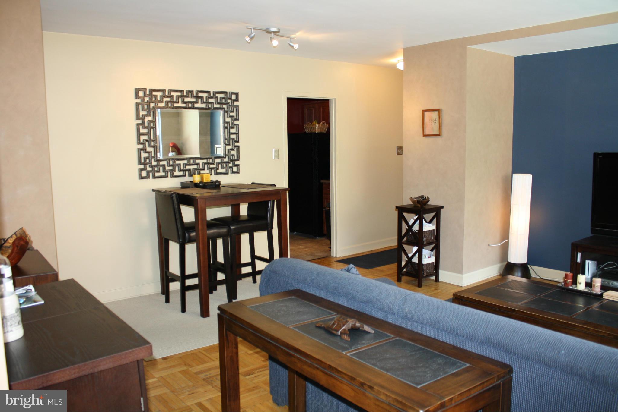 RIVER PLACE - Residential Lease