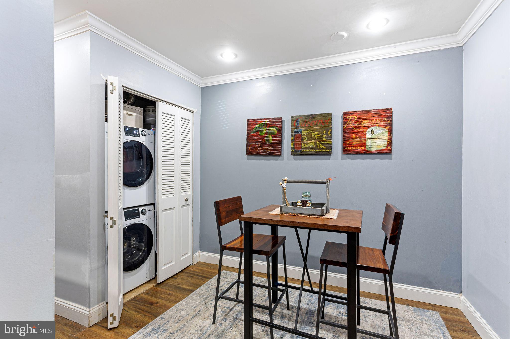SPRING GARDEN - Residential