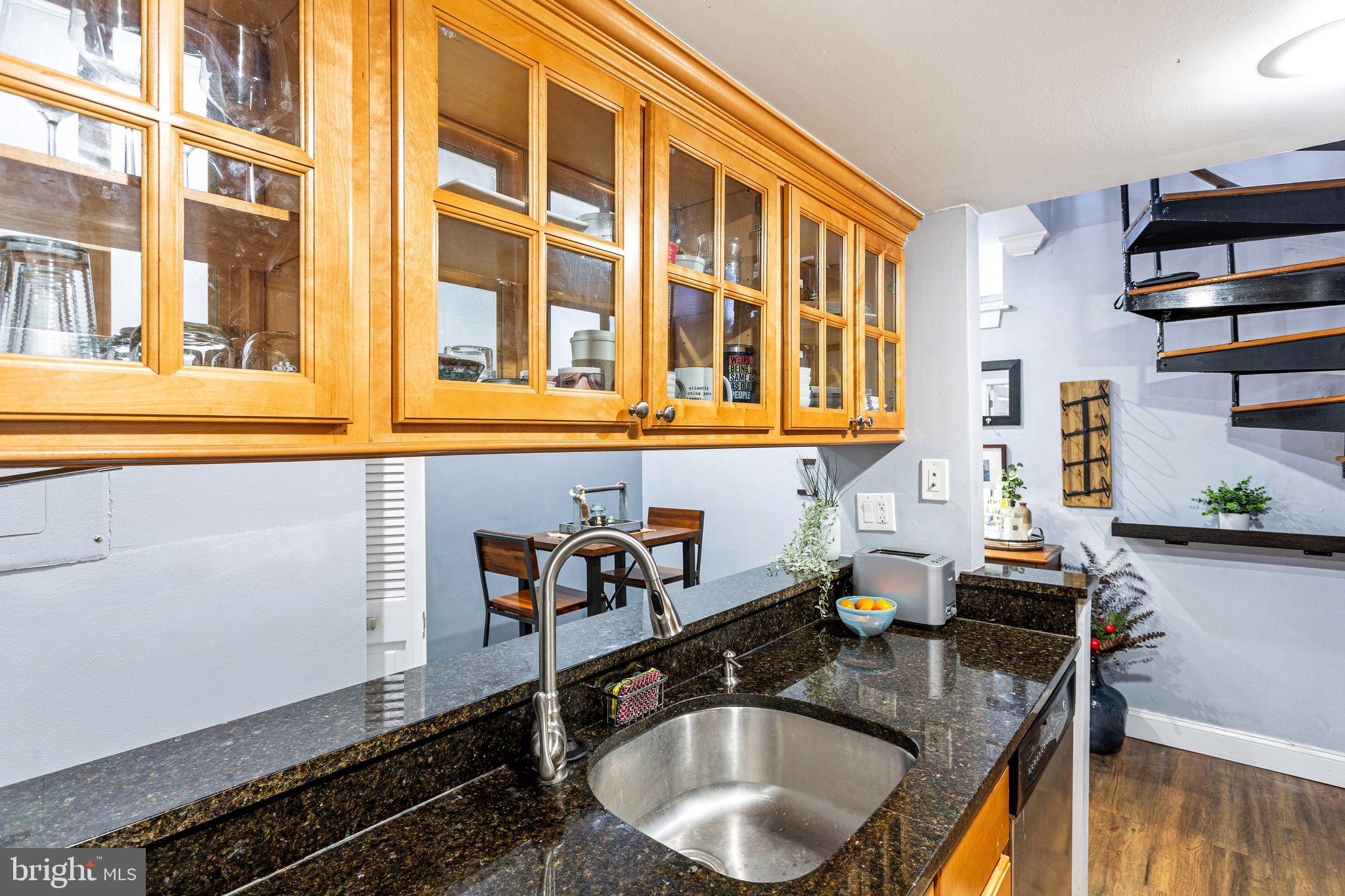 SPRING GARDEN - Residential