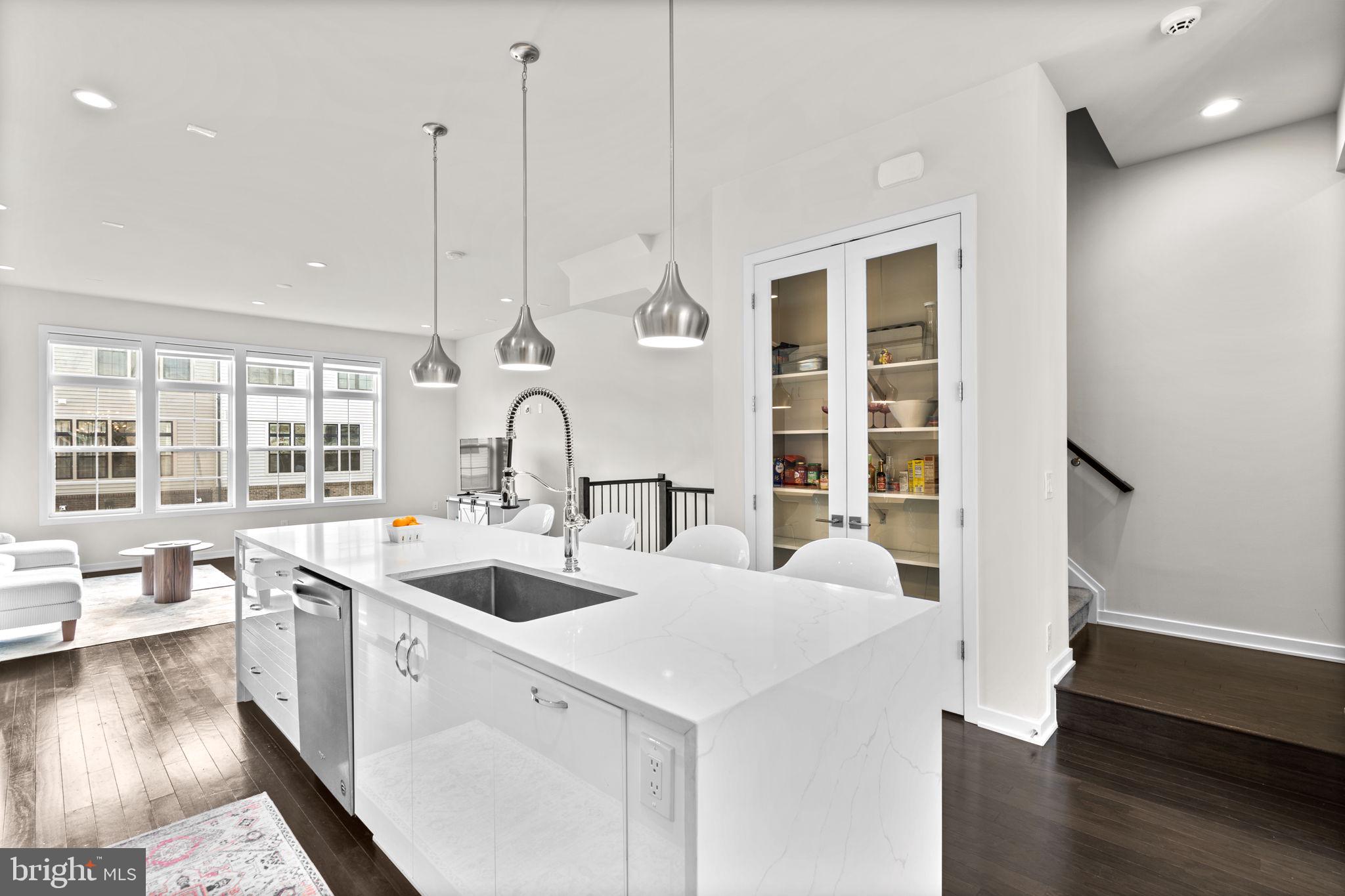 UNION PARK AT MCLEAN - Residential