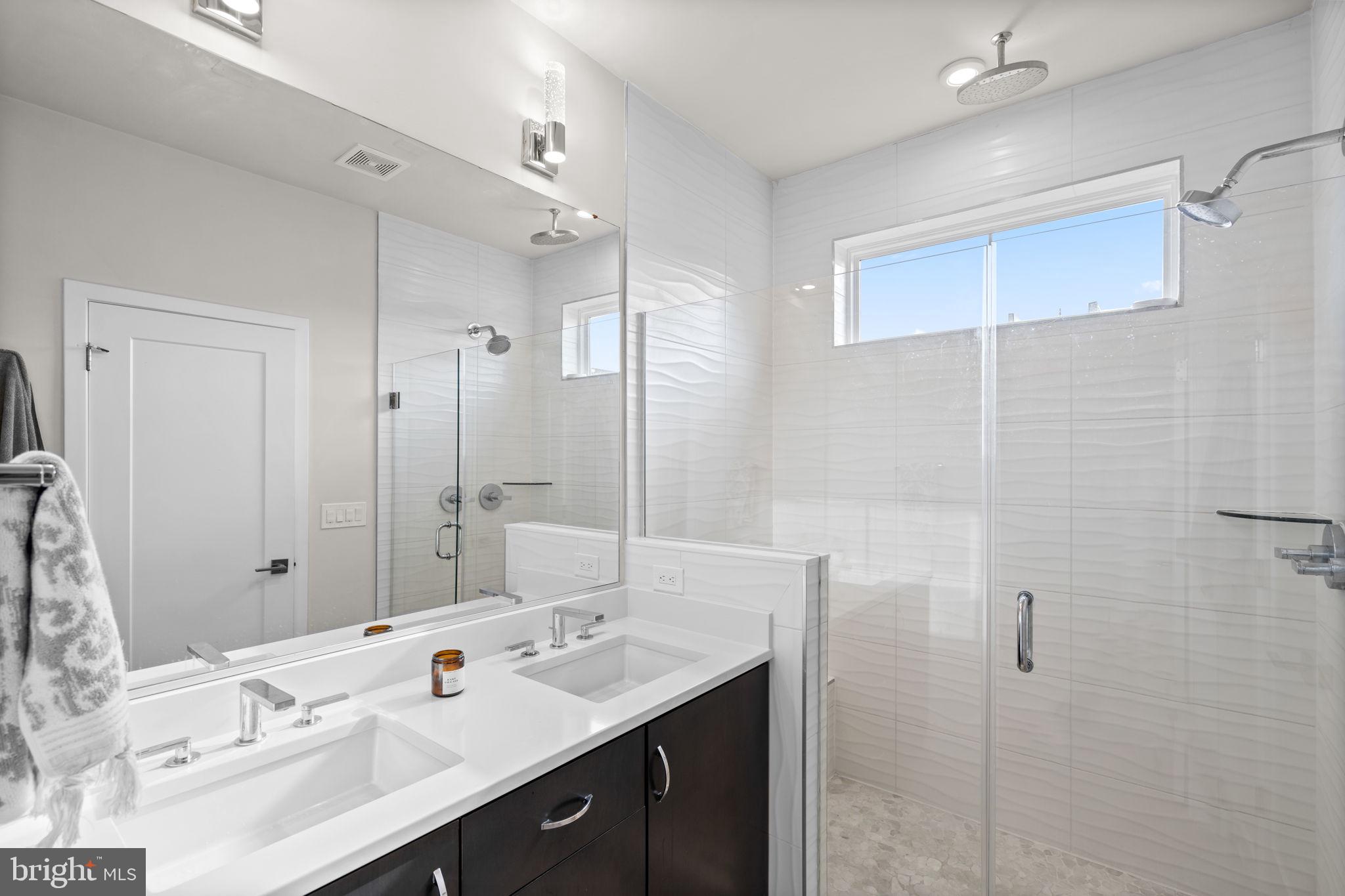 UNION PARK AT MCLEAN - Residential