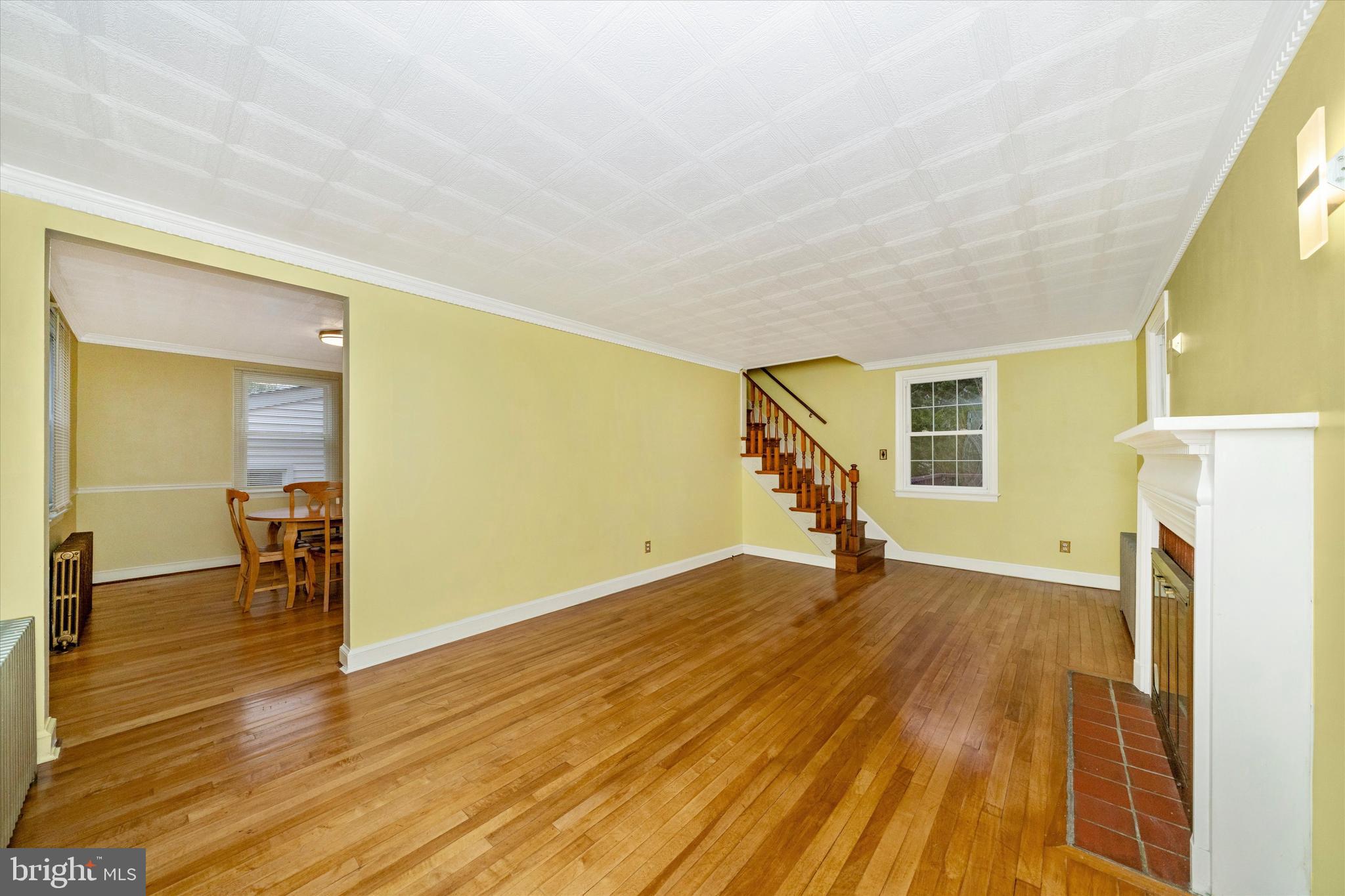 HOME ACRES - Residential