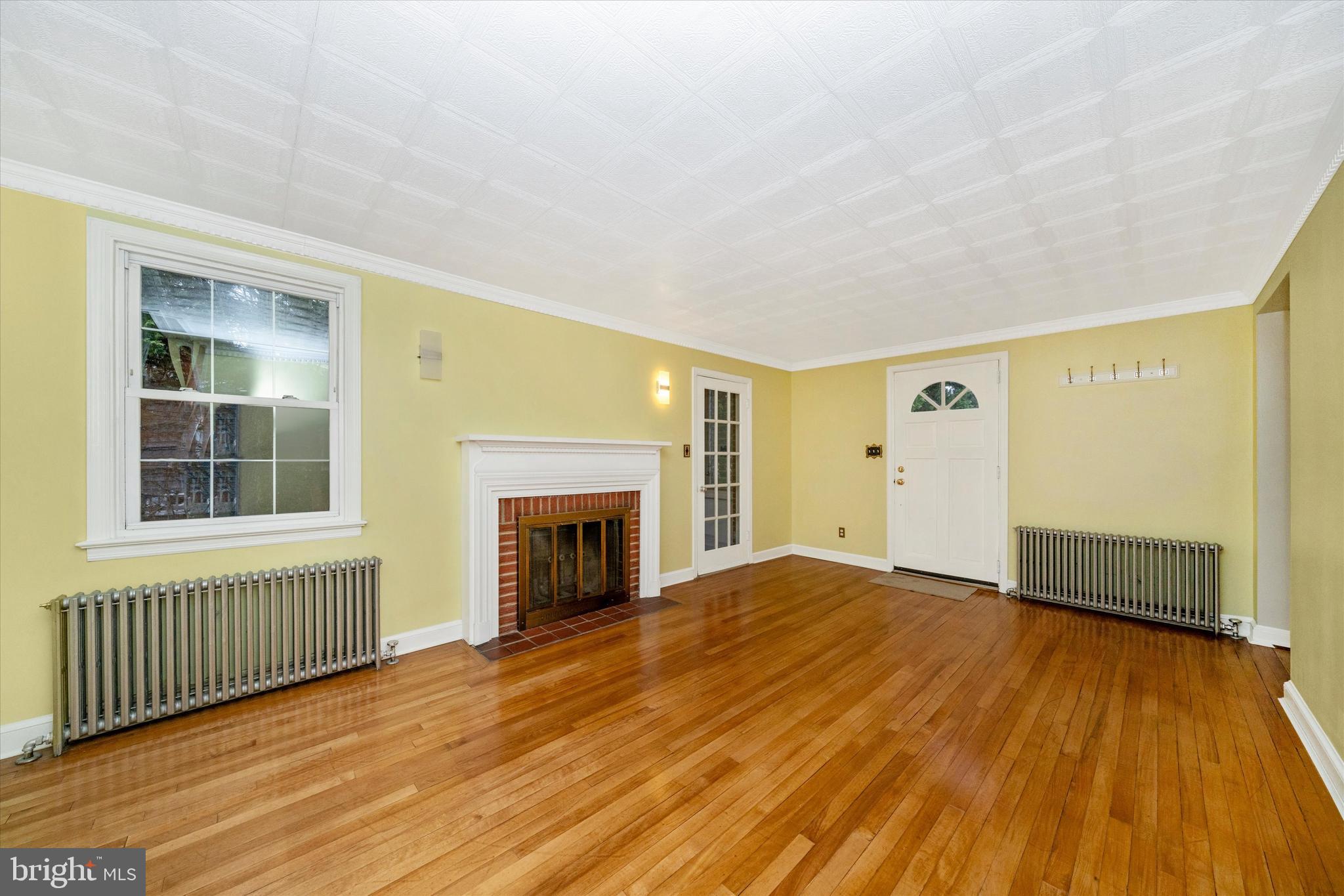 HOME ACRES - Residential