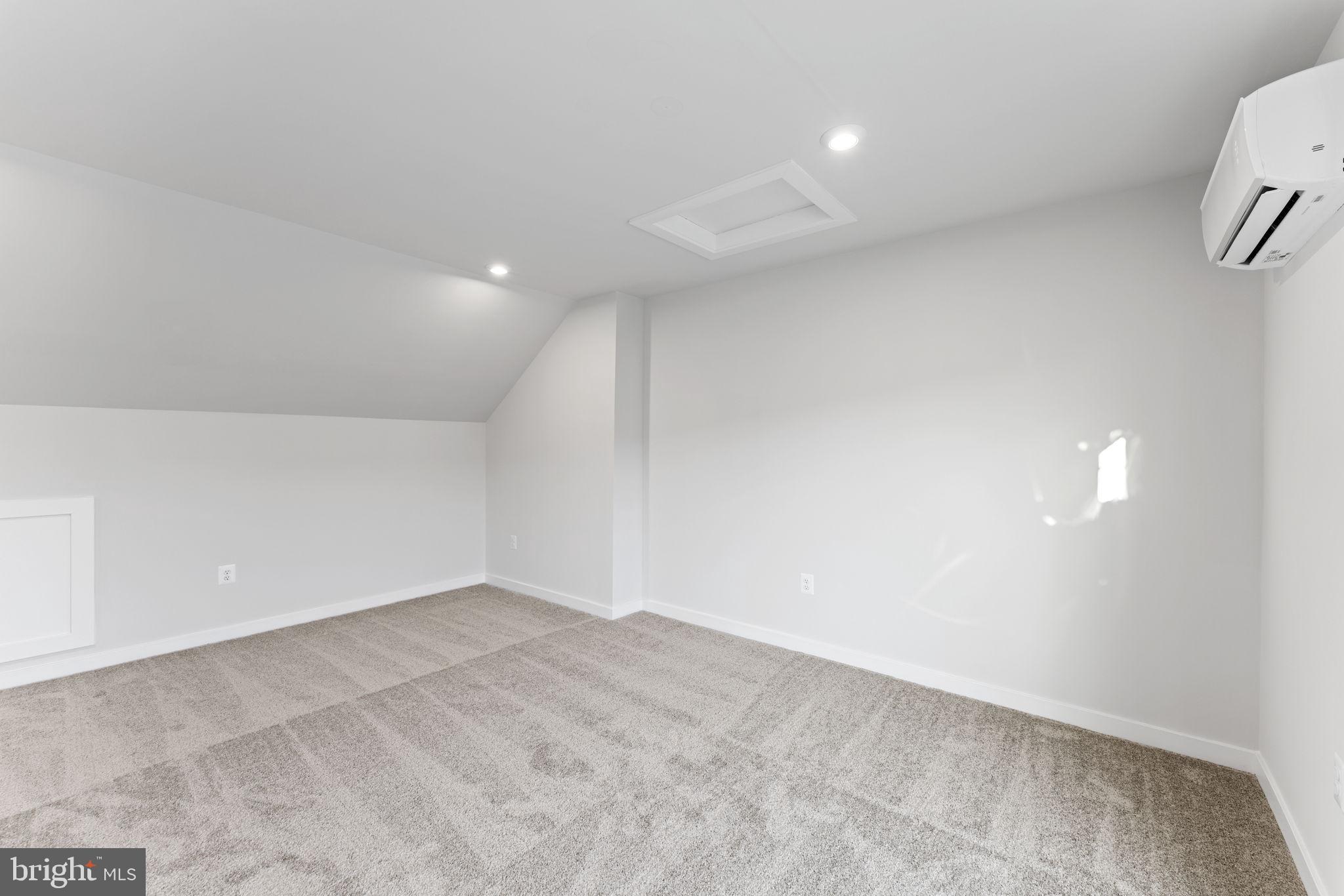 WESTFIELD - Residential Lease