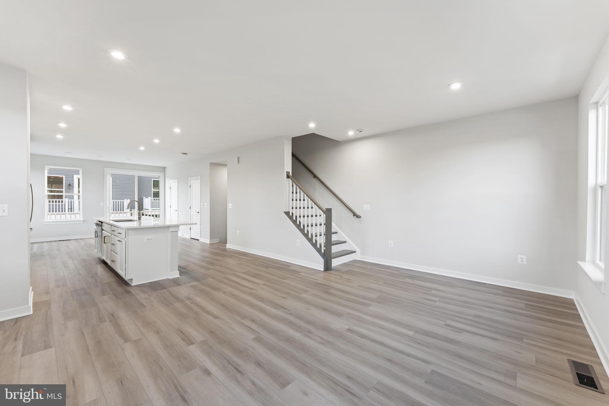 WESTFIELD - Residential Lease