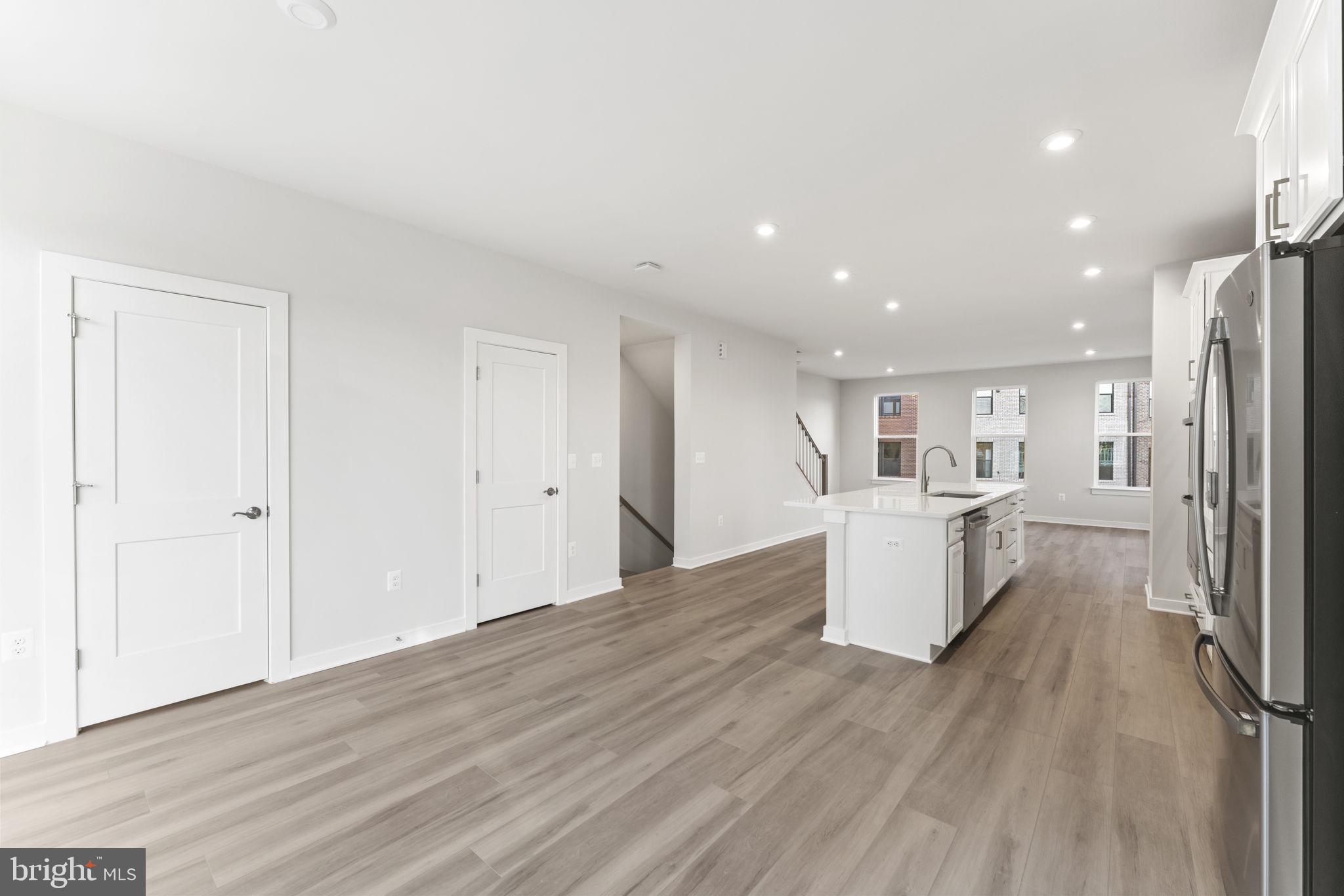 WESTFIELD - Residential Lease