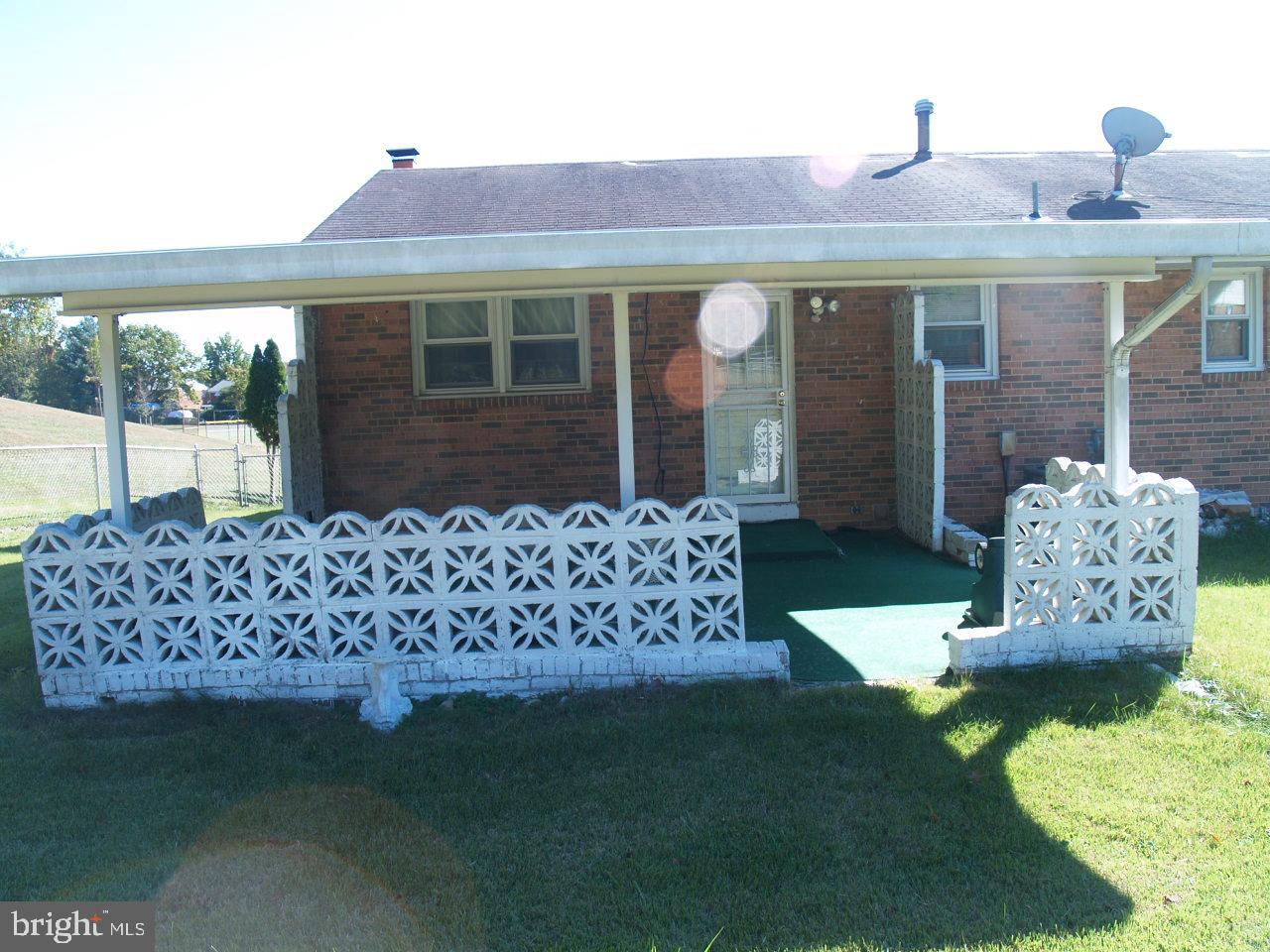 TEMPLE HILLS - Residential