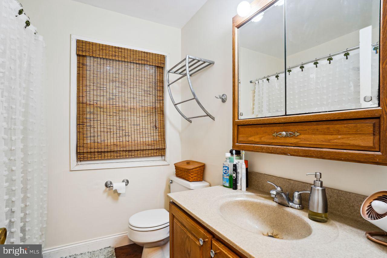 LAKE BRADDOCK - Residential