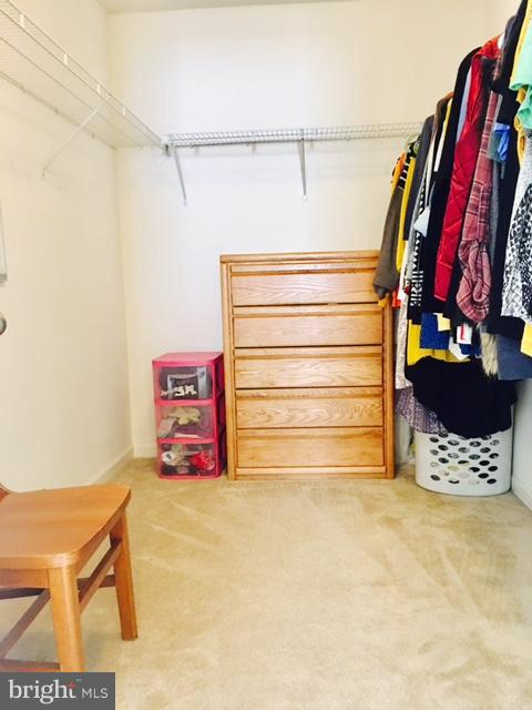 LAKELAND PLACE - Residential