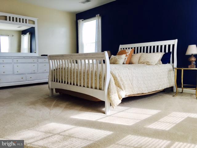 LAKELAND PLACE - Residential