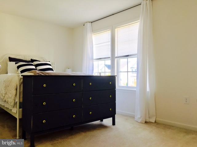 LAKELAND PLACE - Residential