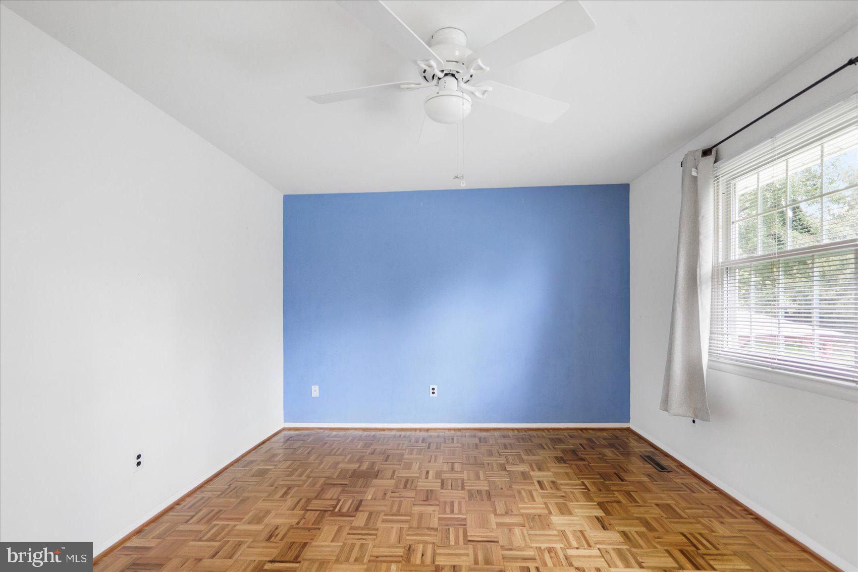 CROMWELL VALLEY - Residential Lease